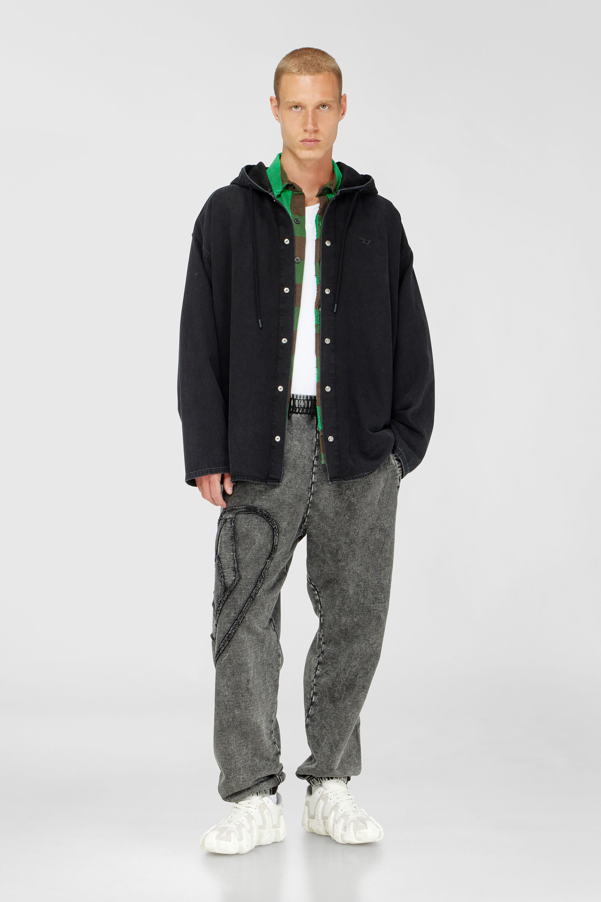Diesel - P-MARKY-DEN, Pantaloni in cotone biologico con patch Oval D Uomo in Grigio - 1