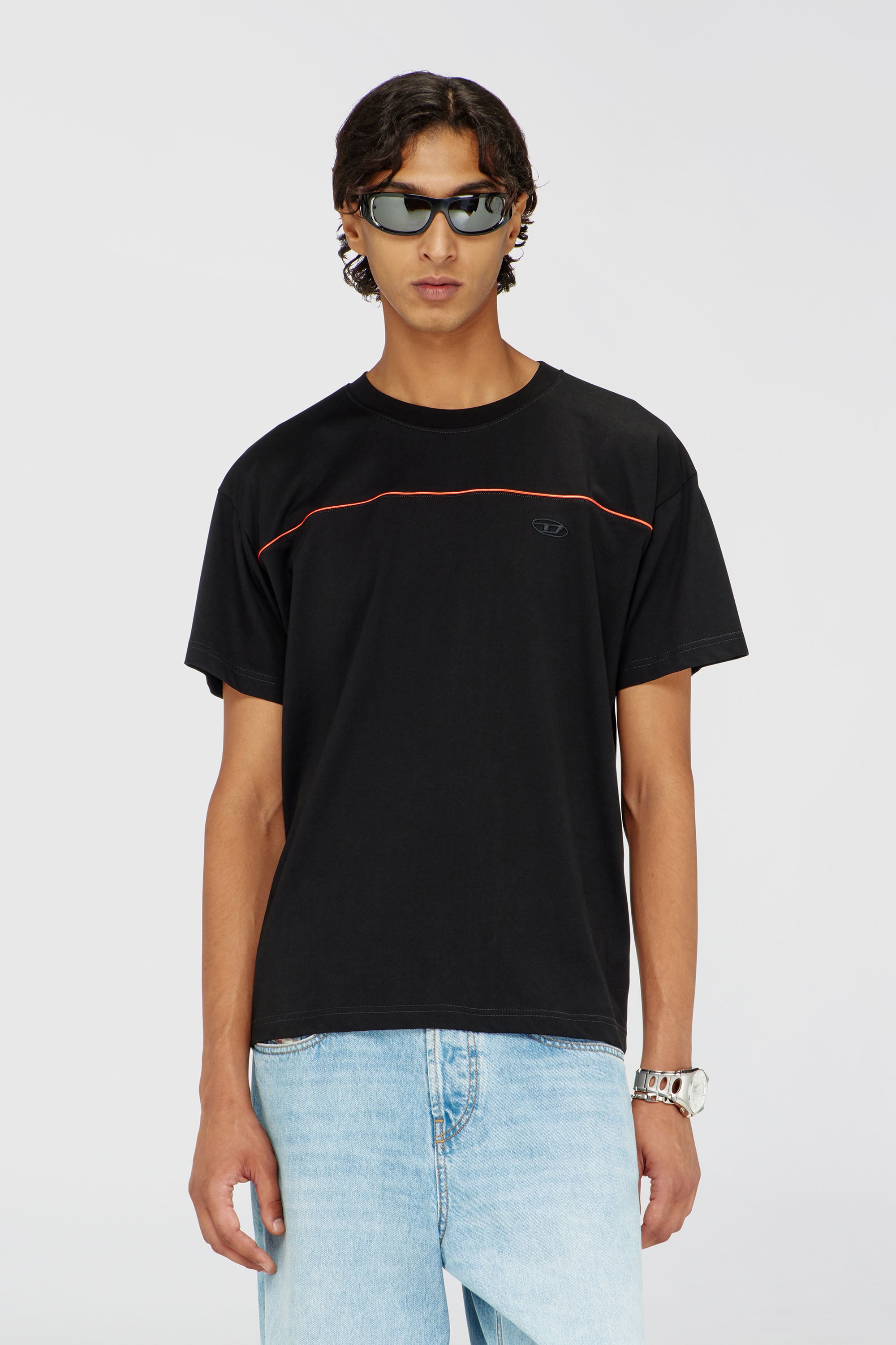 Diesel - T-NORM-PIPING, T-shirt con profili a contrasto Uomo in Nero - 1