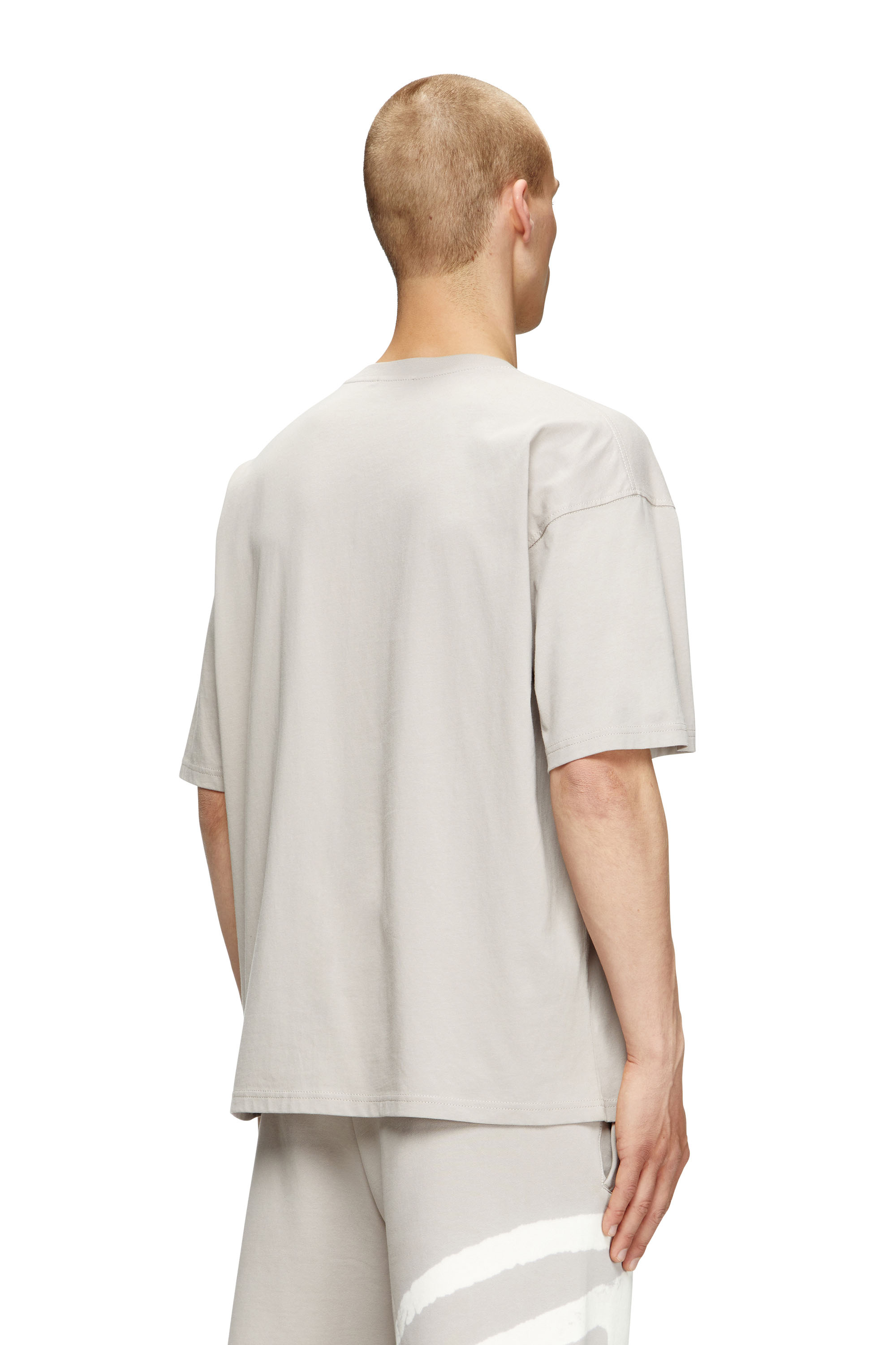 Diesel - T-BOXT-BLEACH, T-shirt con logo Oval D effetto bleach Uomo in Grigio - 4