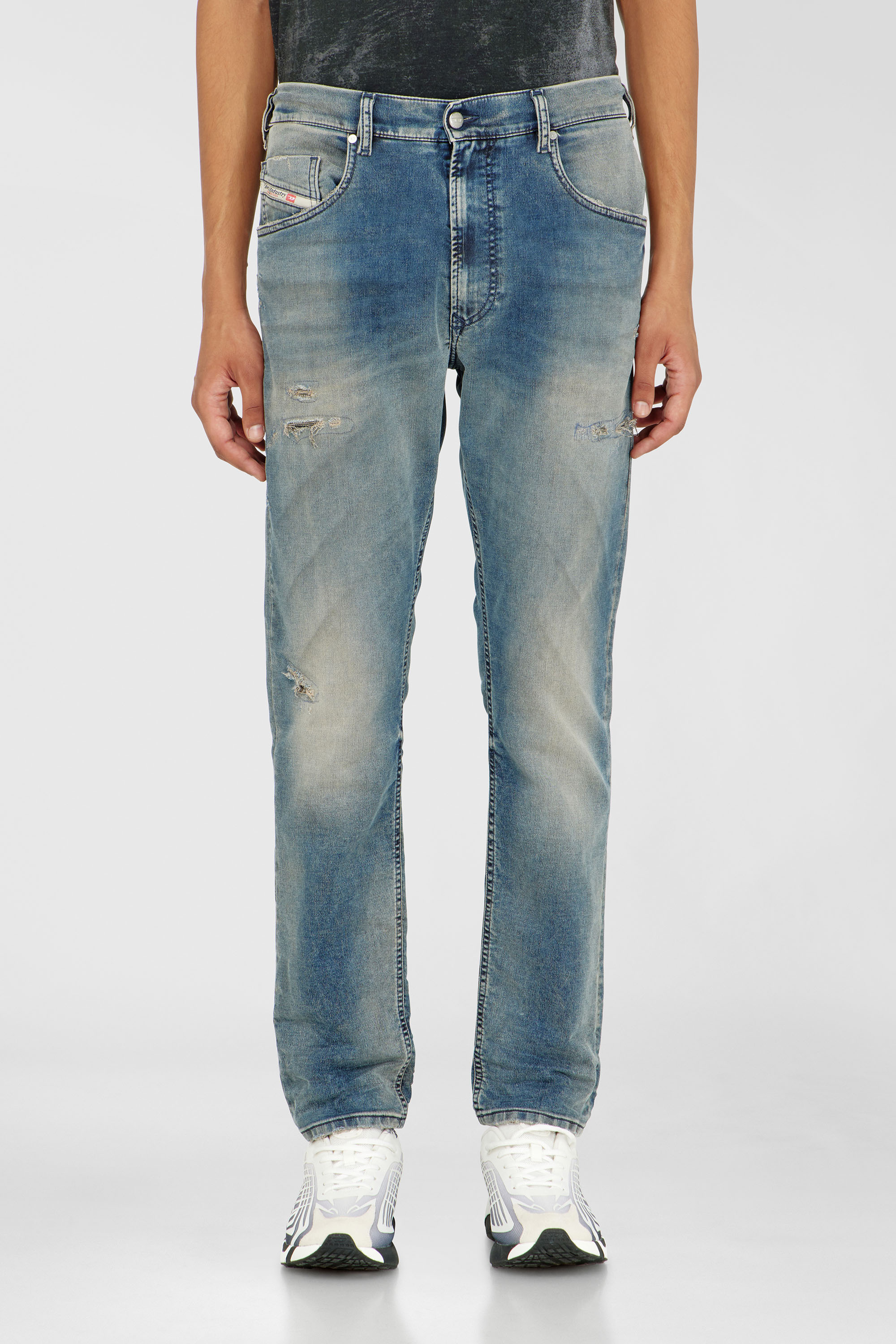 Diesel - Regular 2032 D-Krooley-BW Joggjeans&reg; 068WY Uomo, Blu medio - Image 1