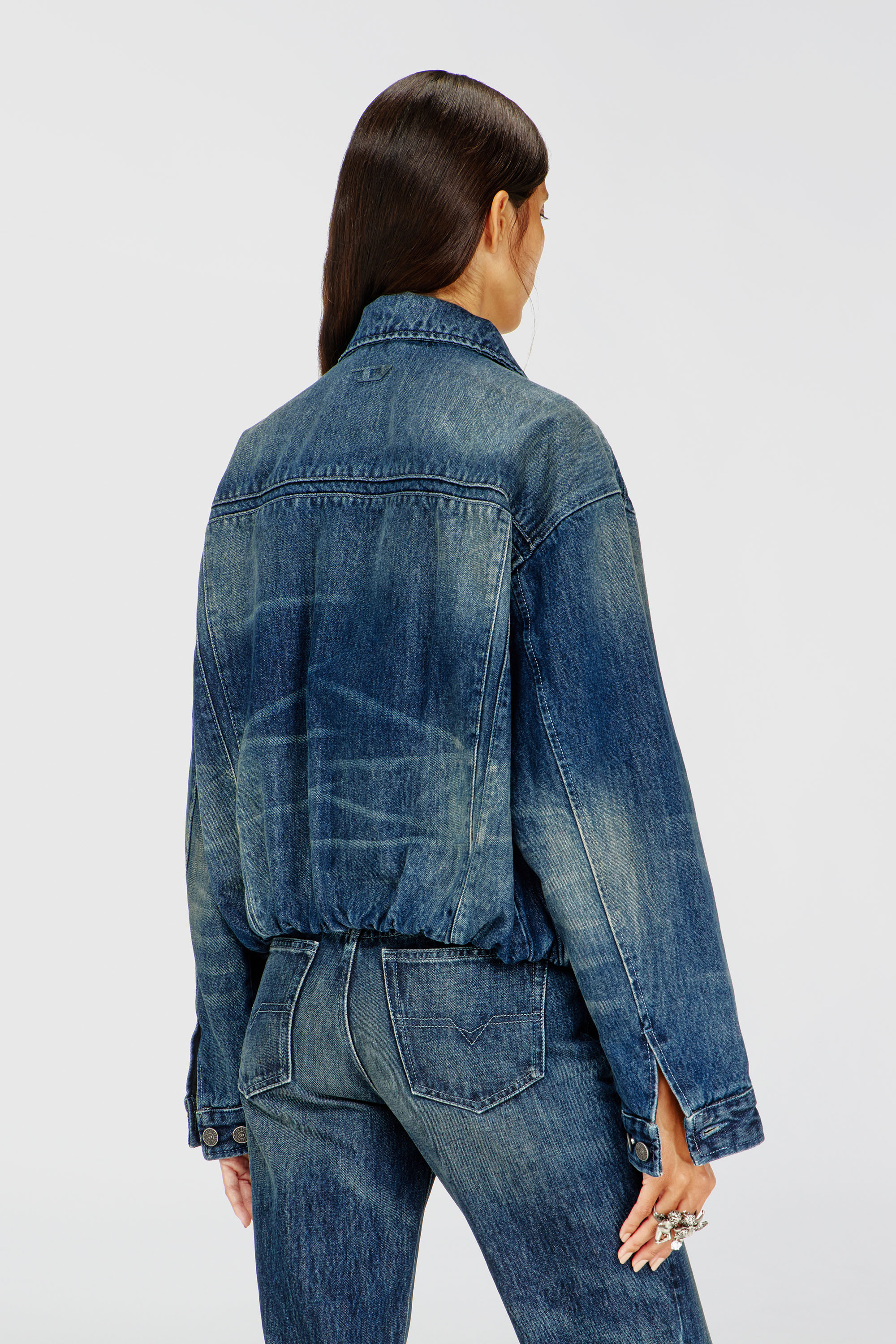 Diesel - DE-MORVI-FSJ, Giacca trucker elasticizzata in denim Donna in Blu - 4