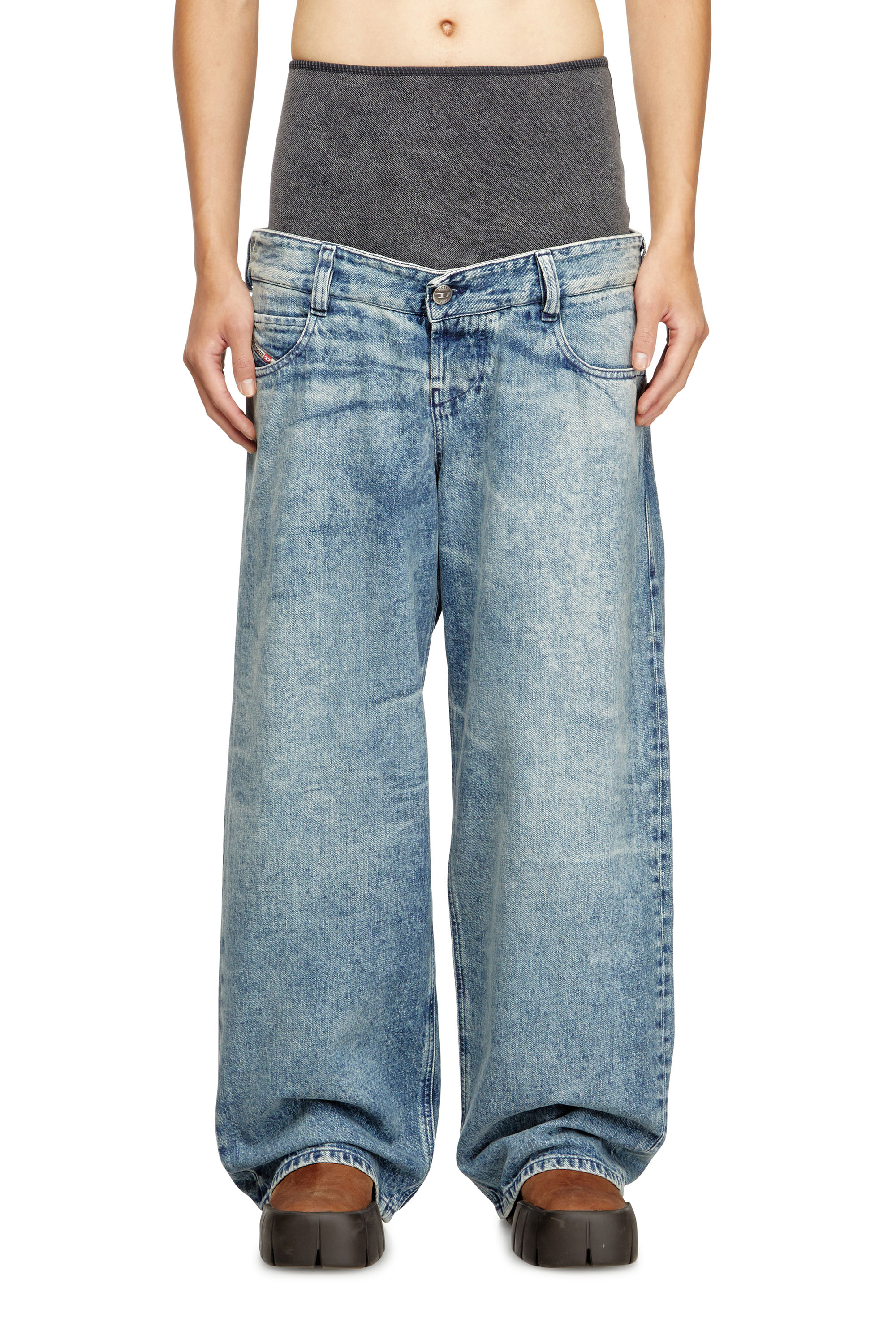 Diesel - Relaxed Jeans D-Eni 09N97 Uomo, Blu medio - Image 2