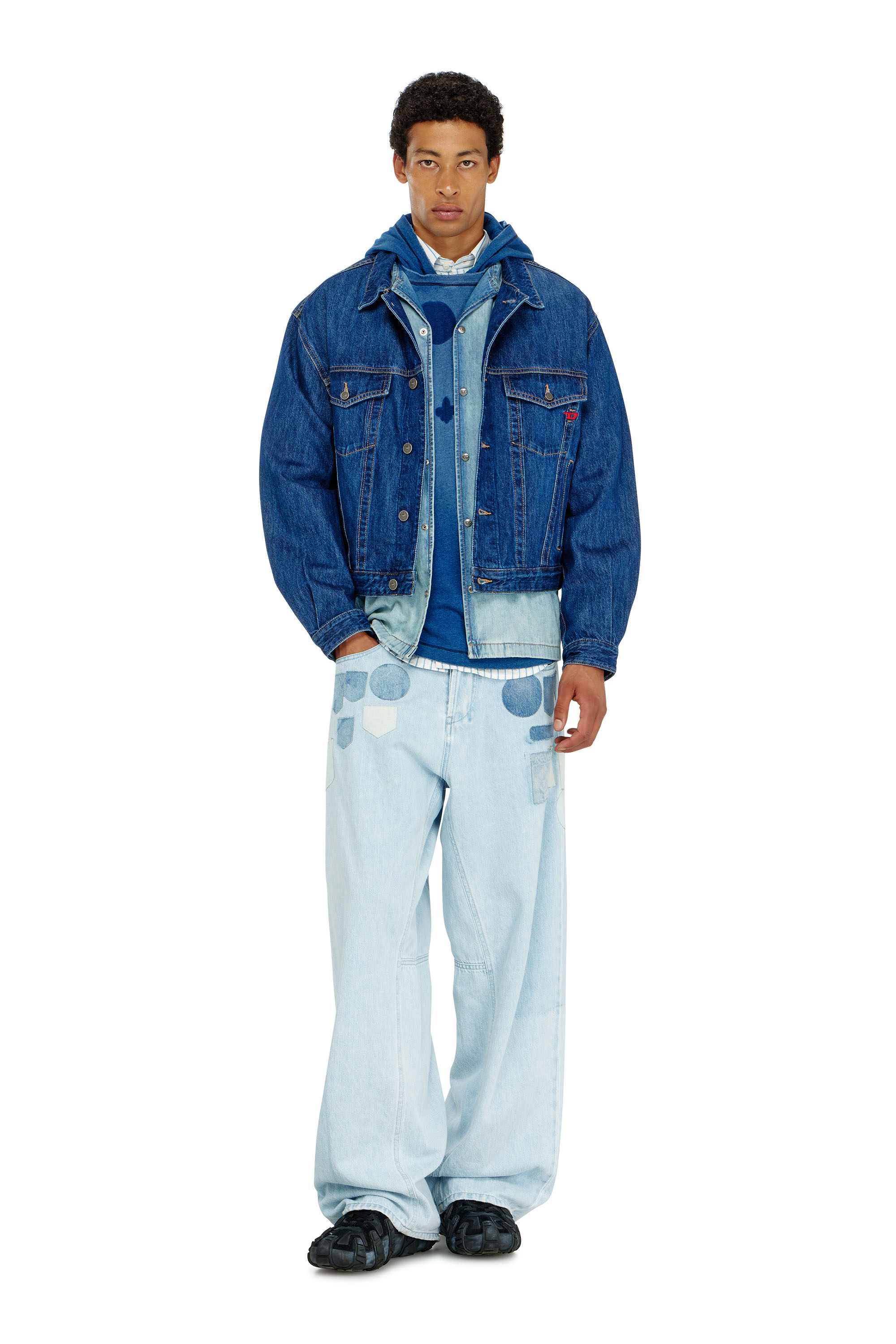 Diesel - T-NOX-LS-HOOD, T-shirt a manica lunga con cappuccio e patch effetto ombra Uomo in ToBeDefined - 1
