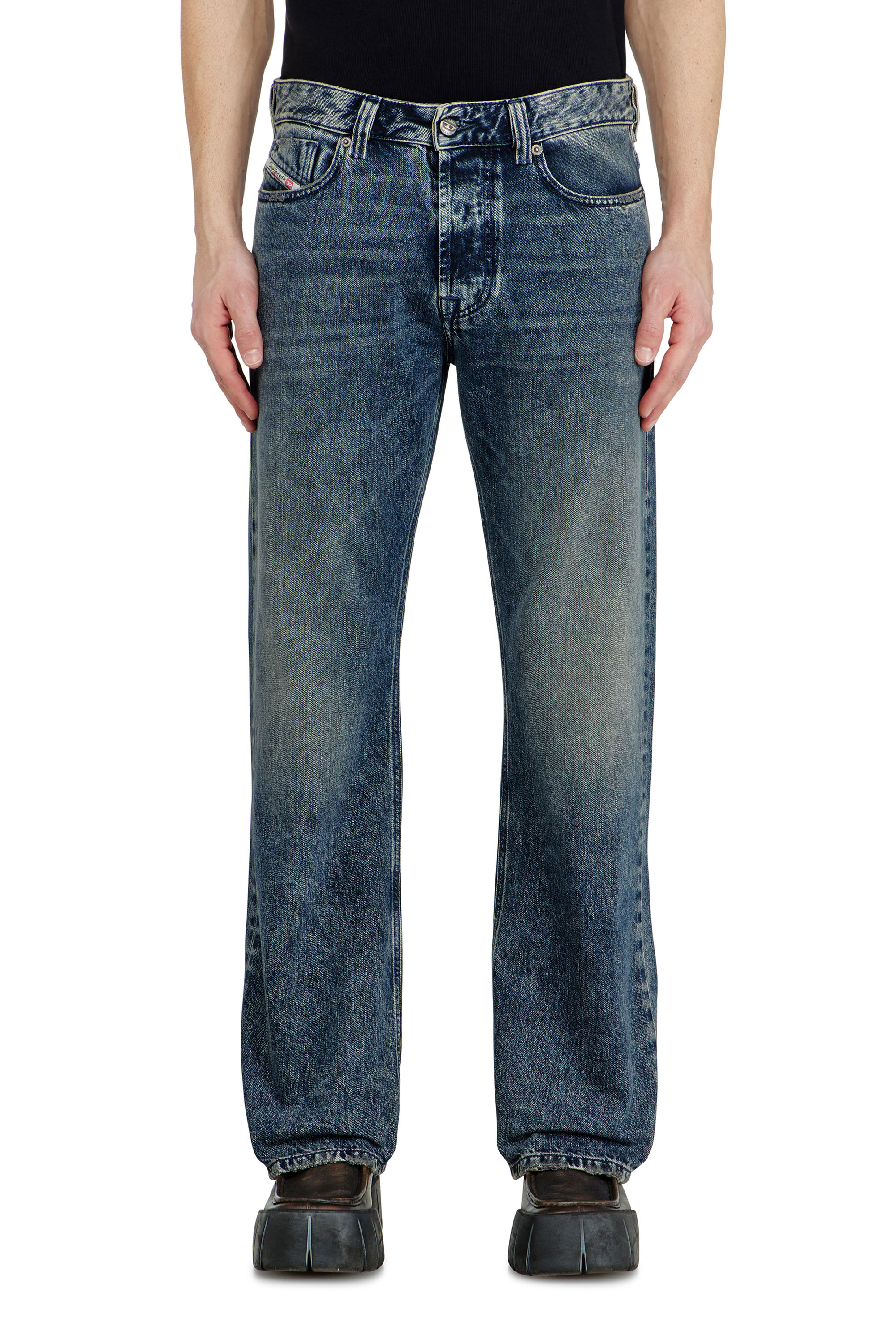 Diesel - Relaxed Jeans 1980 D-Eeper 09N68 Uomo, Blu Scuro - Image 4