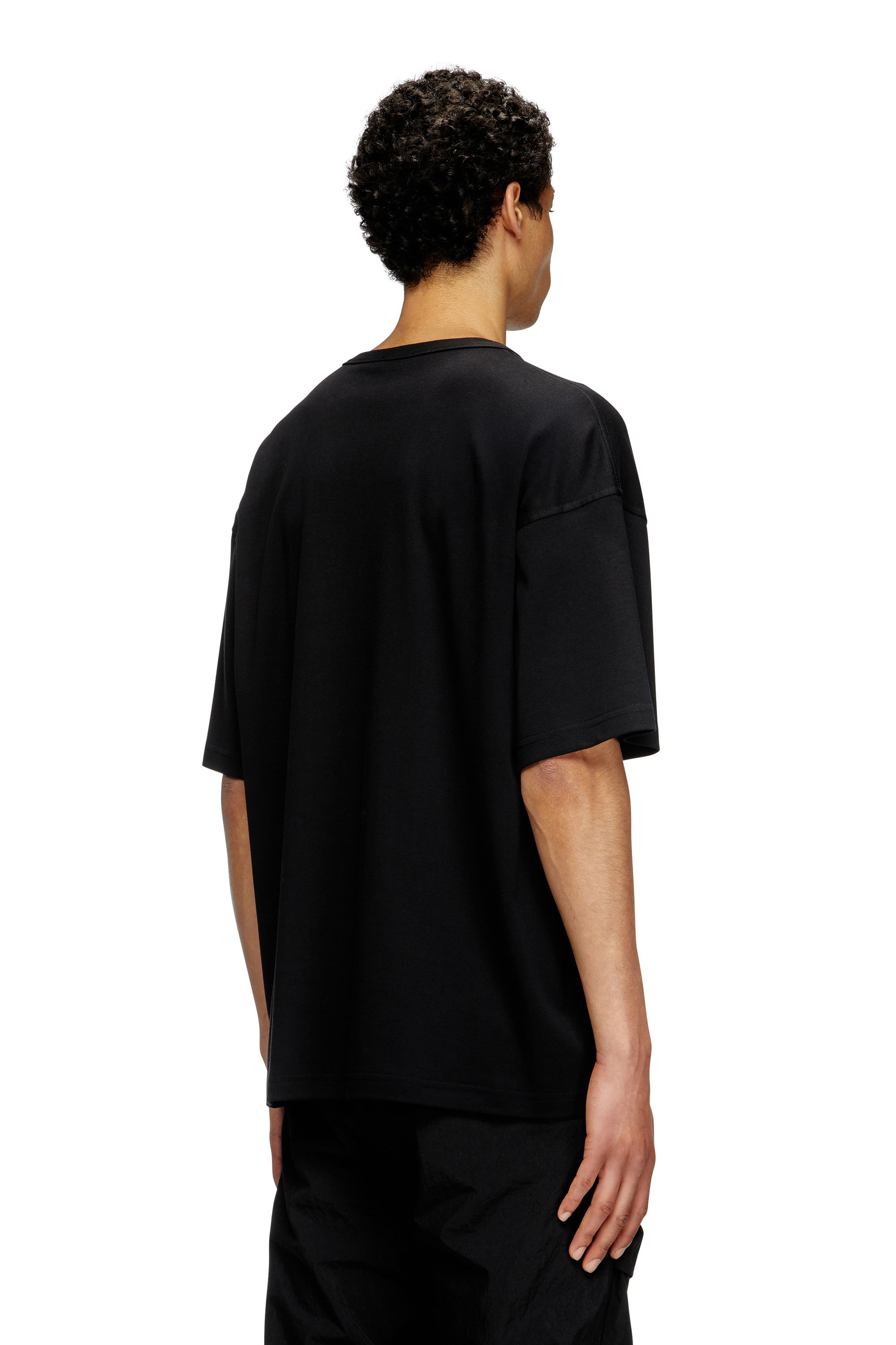 Diesel - T-BOXT-T6, T-shirt con logo Oval D rosso Uomo in Nero - 4