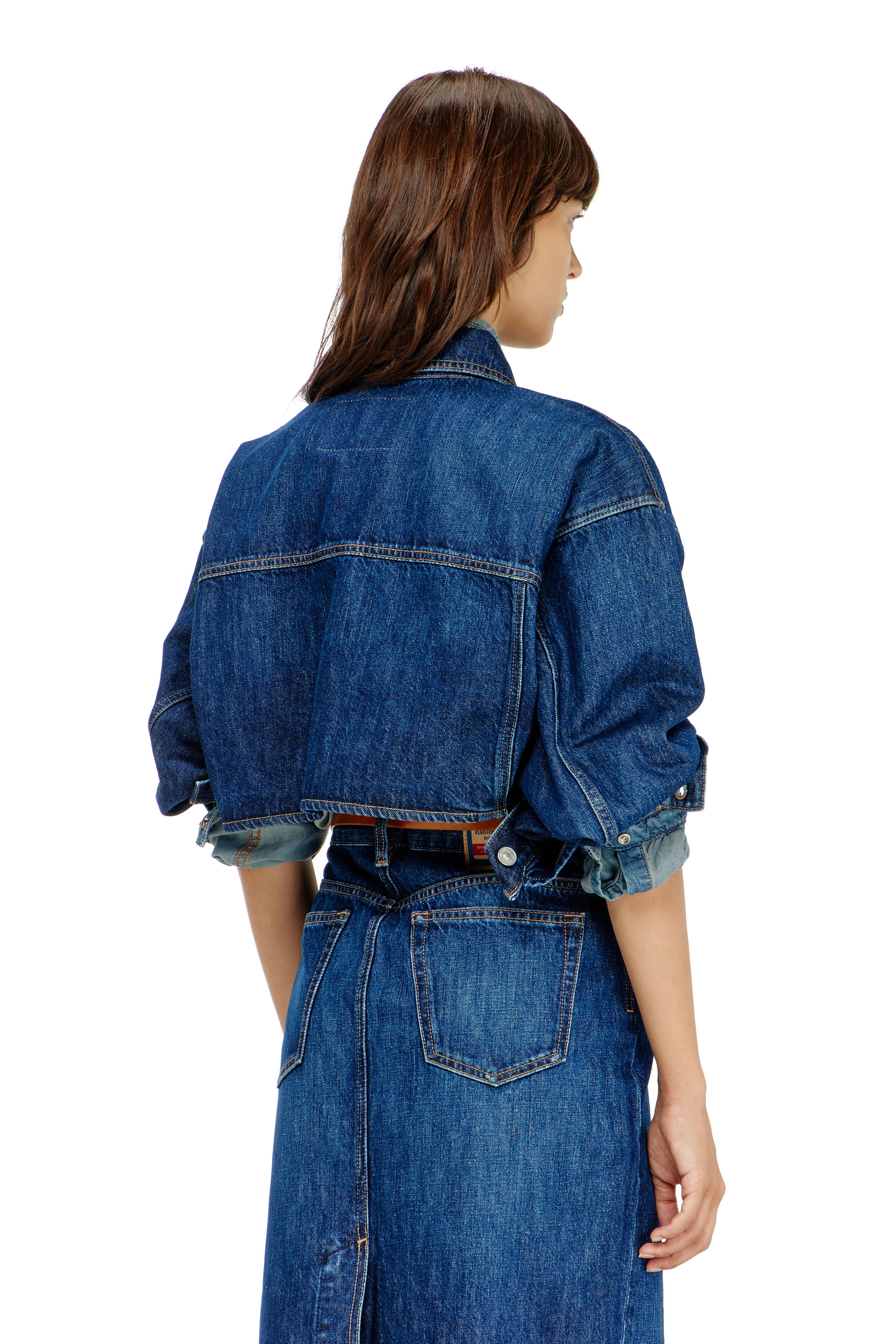 Diesel - DE-MALLEY, Giacca trucker in denim cropped oversize Donna in Blu - 4
