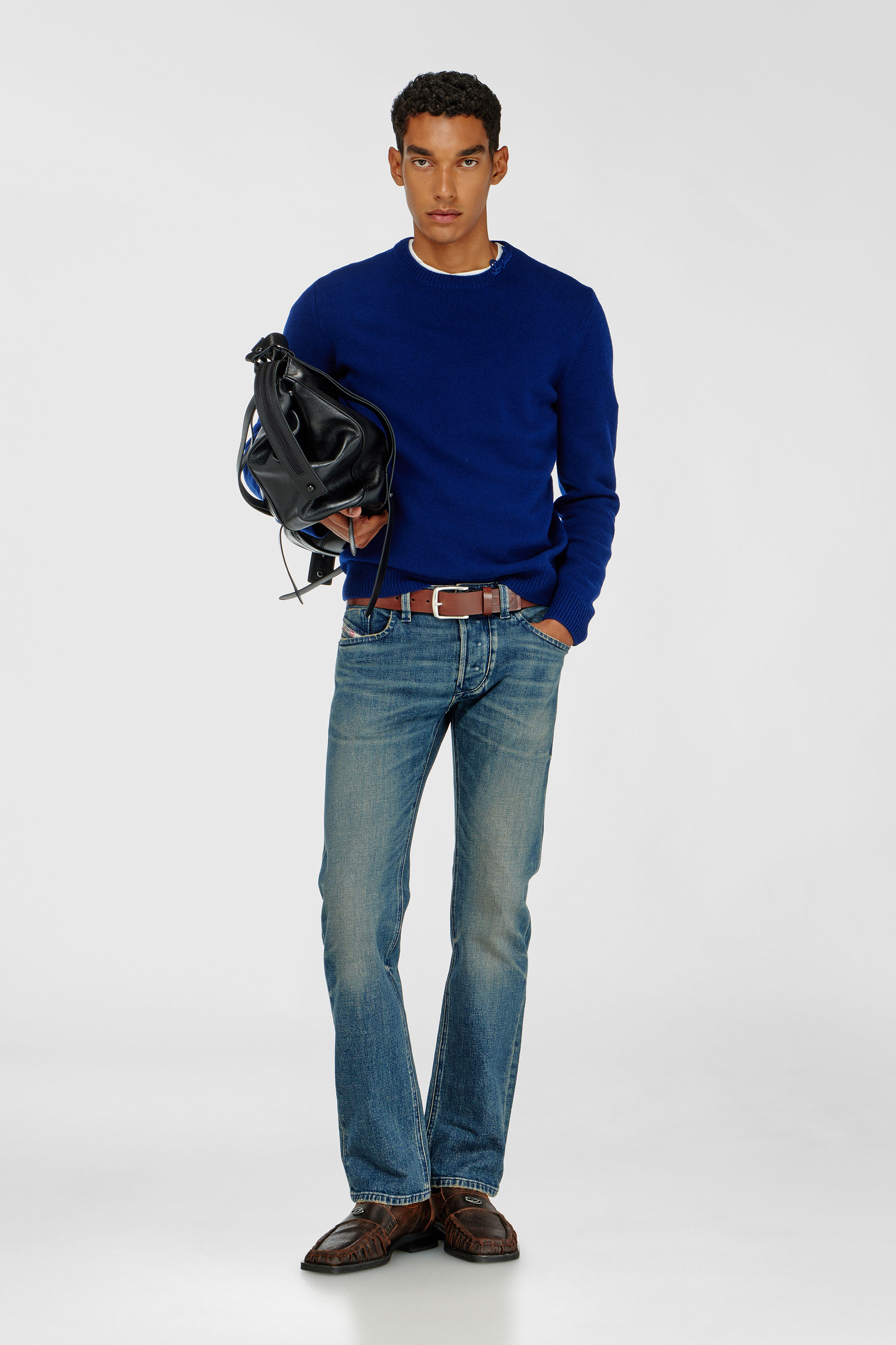 Diesel - K-IMBRO, Maglione in lana con logo sul collo Uomo in Blu - 2