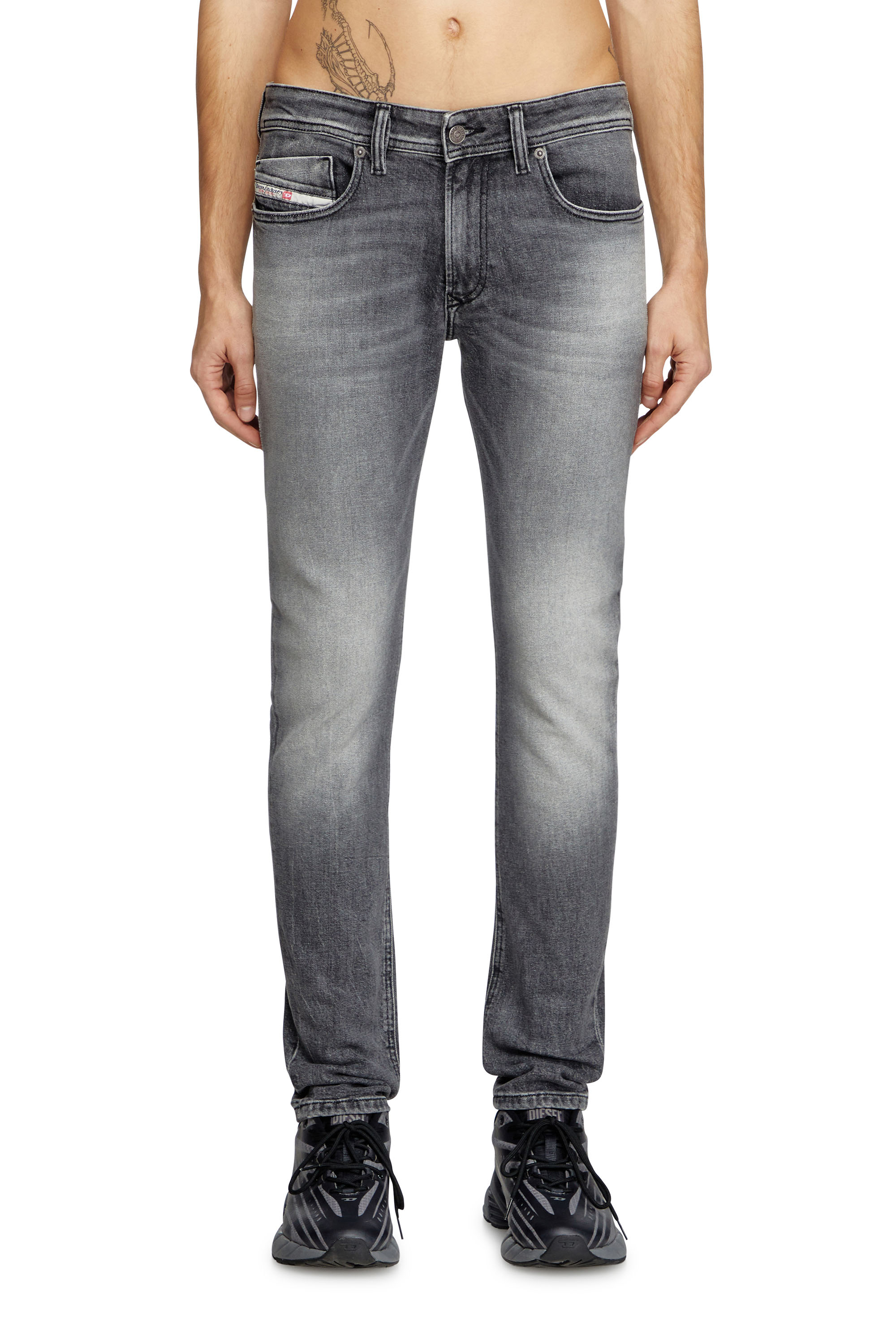 Diesel - Skinny Jeans 1979 Sleenker 0BMBS Uomo, Grigio Chiaro - Image 1