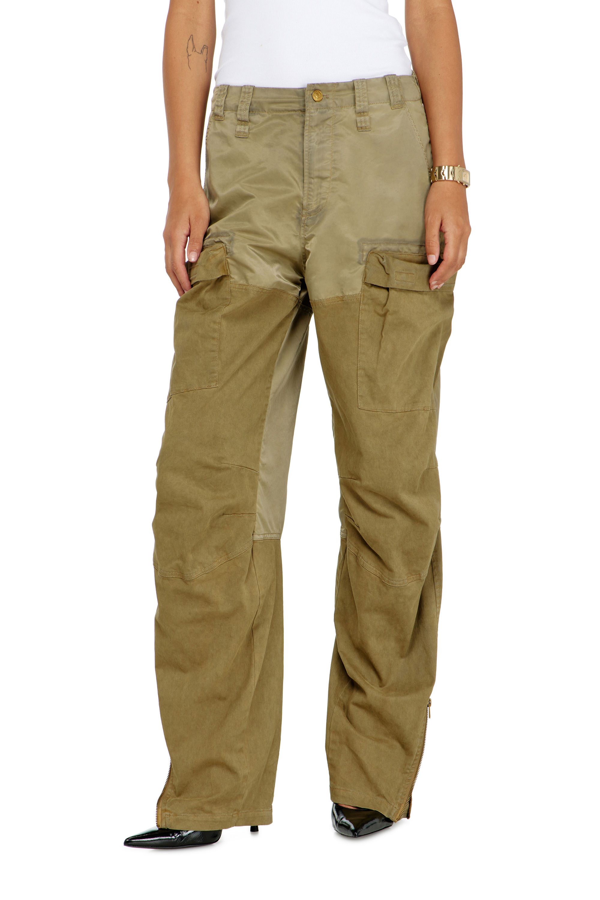 Diesel - P-ARKER, Pantaloni cargo in cotone e nylon Donna in Verde - 2