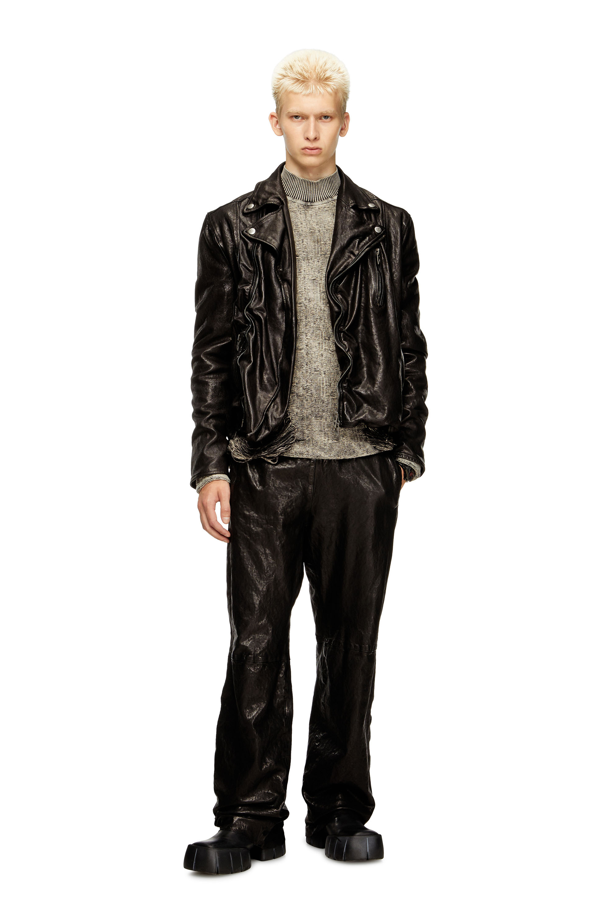 Diesel - P-BRU, Pantaloni elasticizzati in cuir-bouilli Uomo in Nero - 2