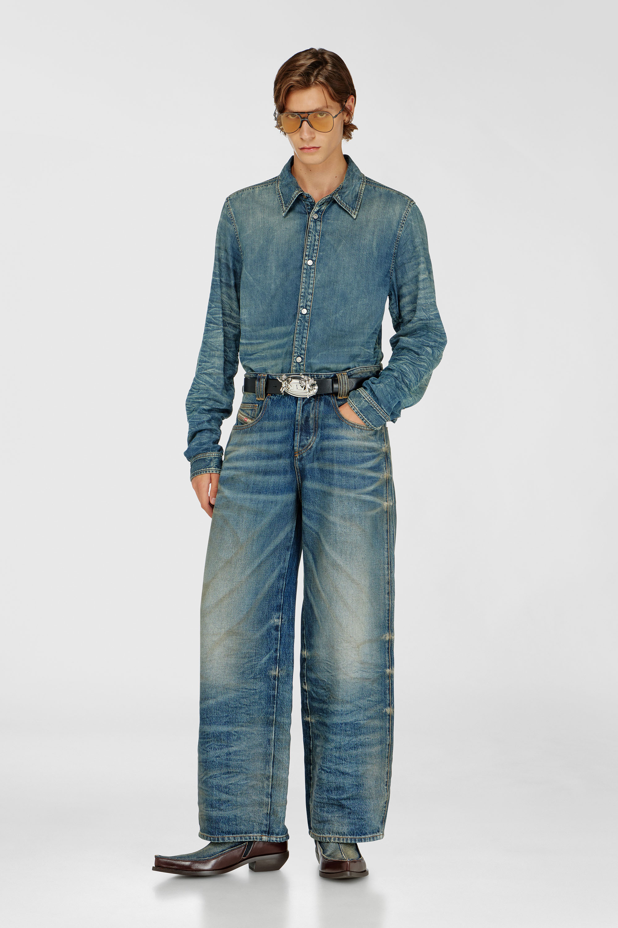 Diesel - Relaxed Jeans 1982 D-Hakou 007GC Unisex, Blu medio - Image 1