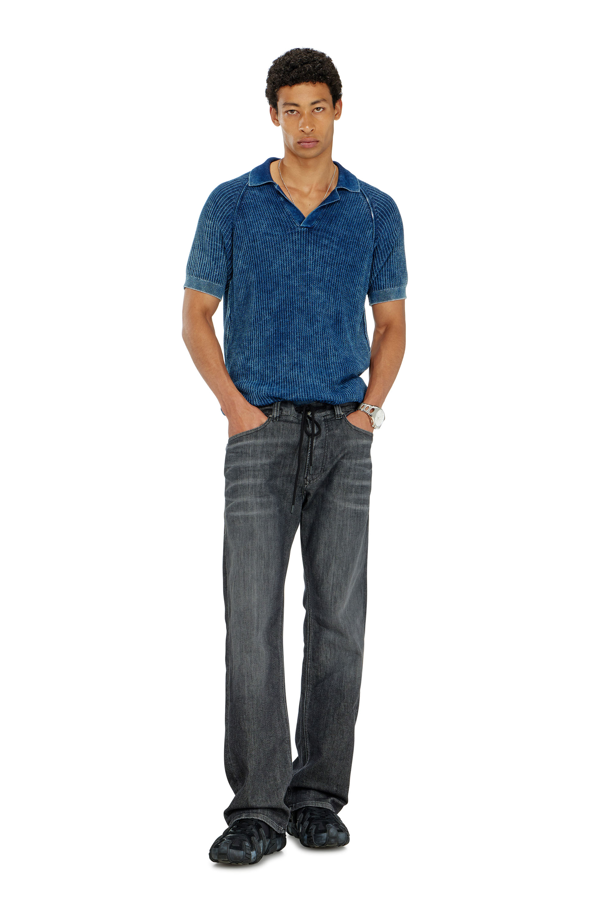 Diesel - Relaxed 2080 D-Reel Joggjeans&reg; 09M66 Uomo, Nero/Grigio scuro - Image 1