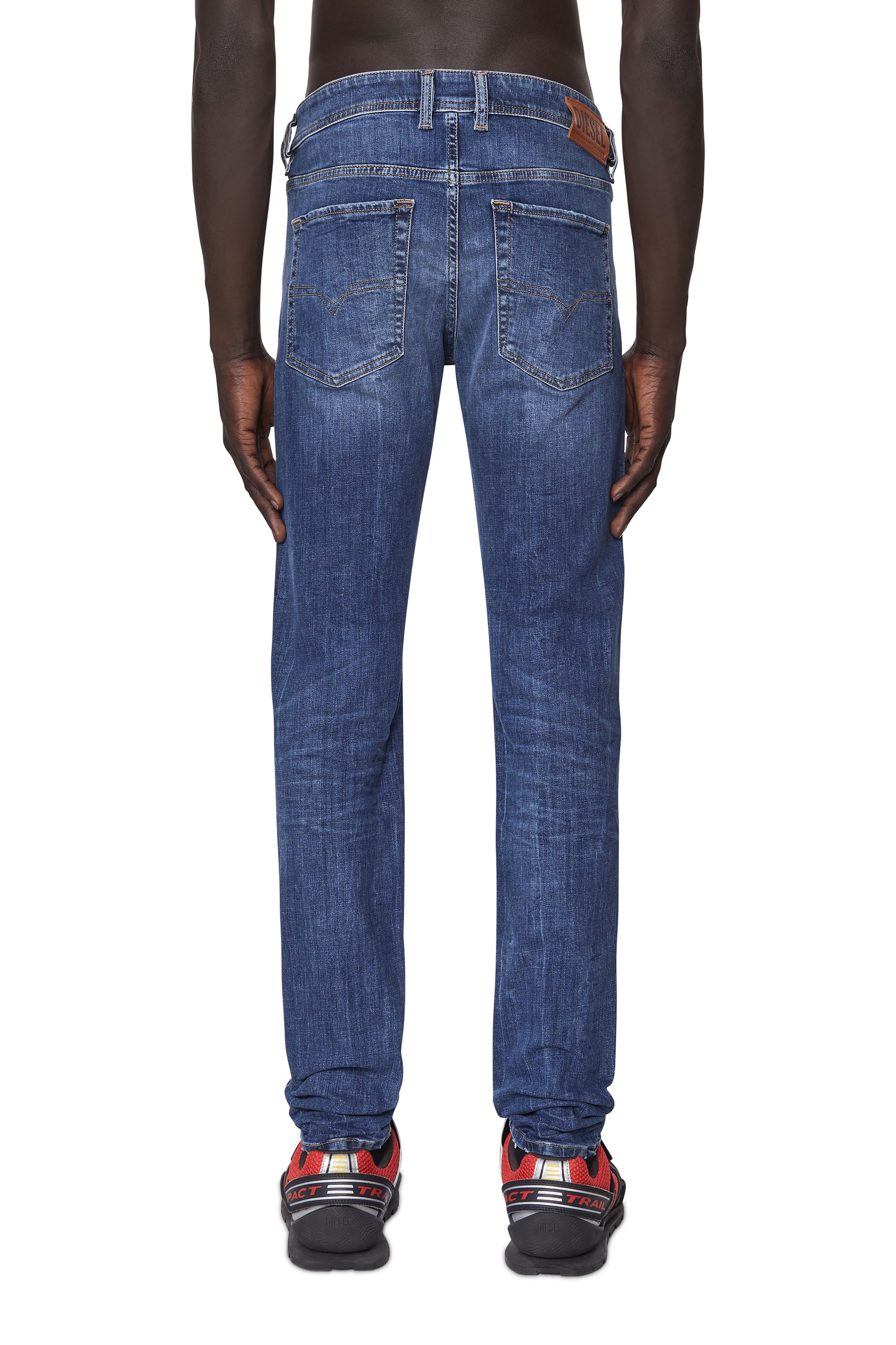 Sleenker 009PK Uomo: Jeans Skinny Blu medio | Diesel