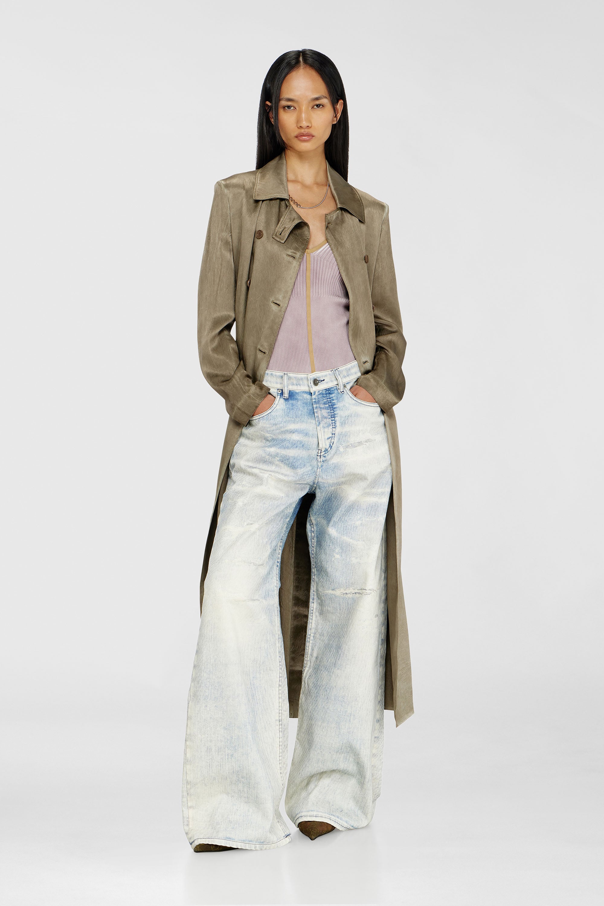 Diesel - G-LADES, Trench coat in raso effetto stropicciato Donna in Marrone - 1