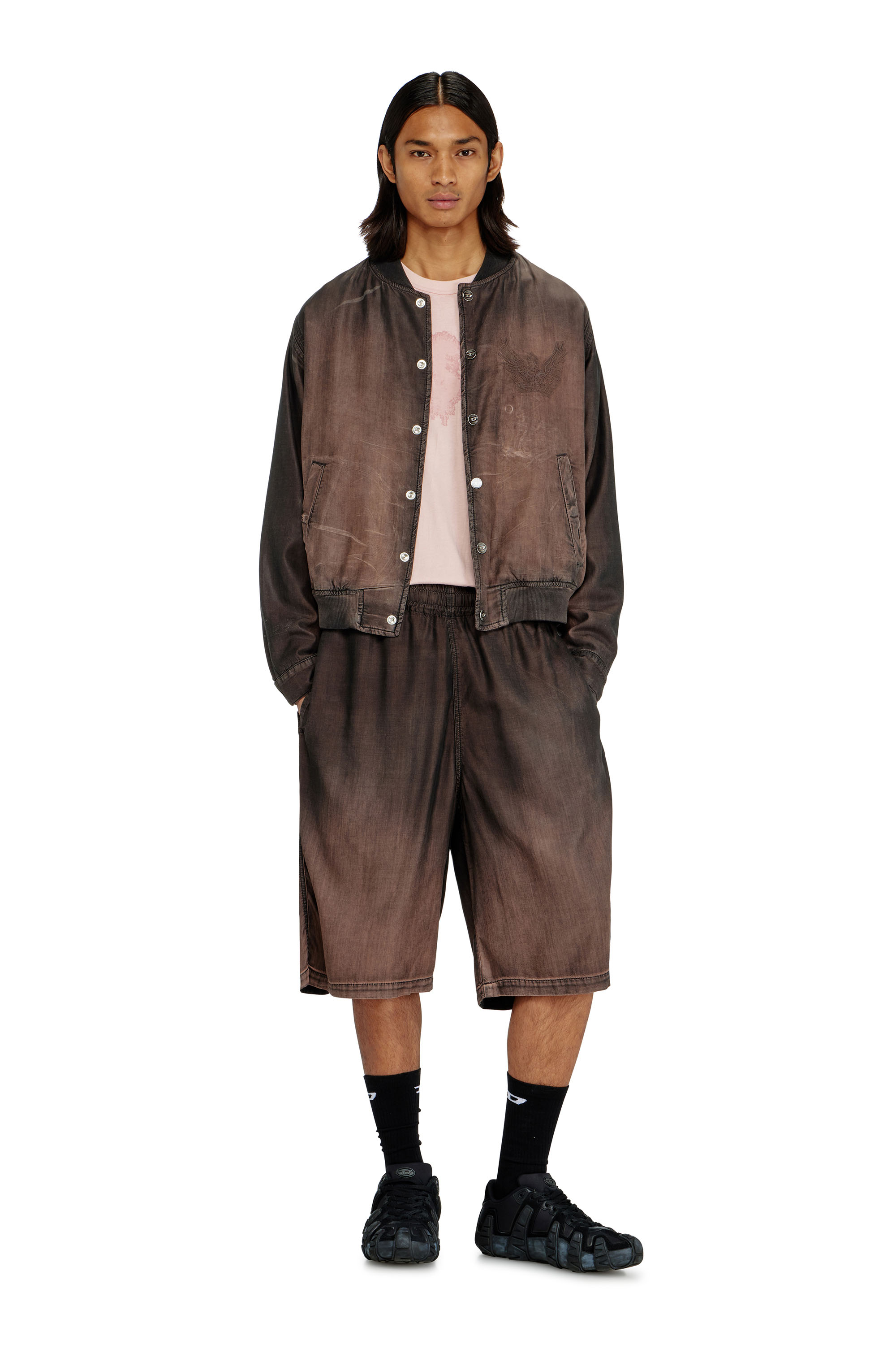 Diesel - D-RODER-SHORT-S, Bermuda relaxed in denim fluido spalmato Unisex in Marrone - 3