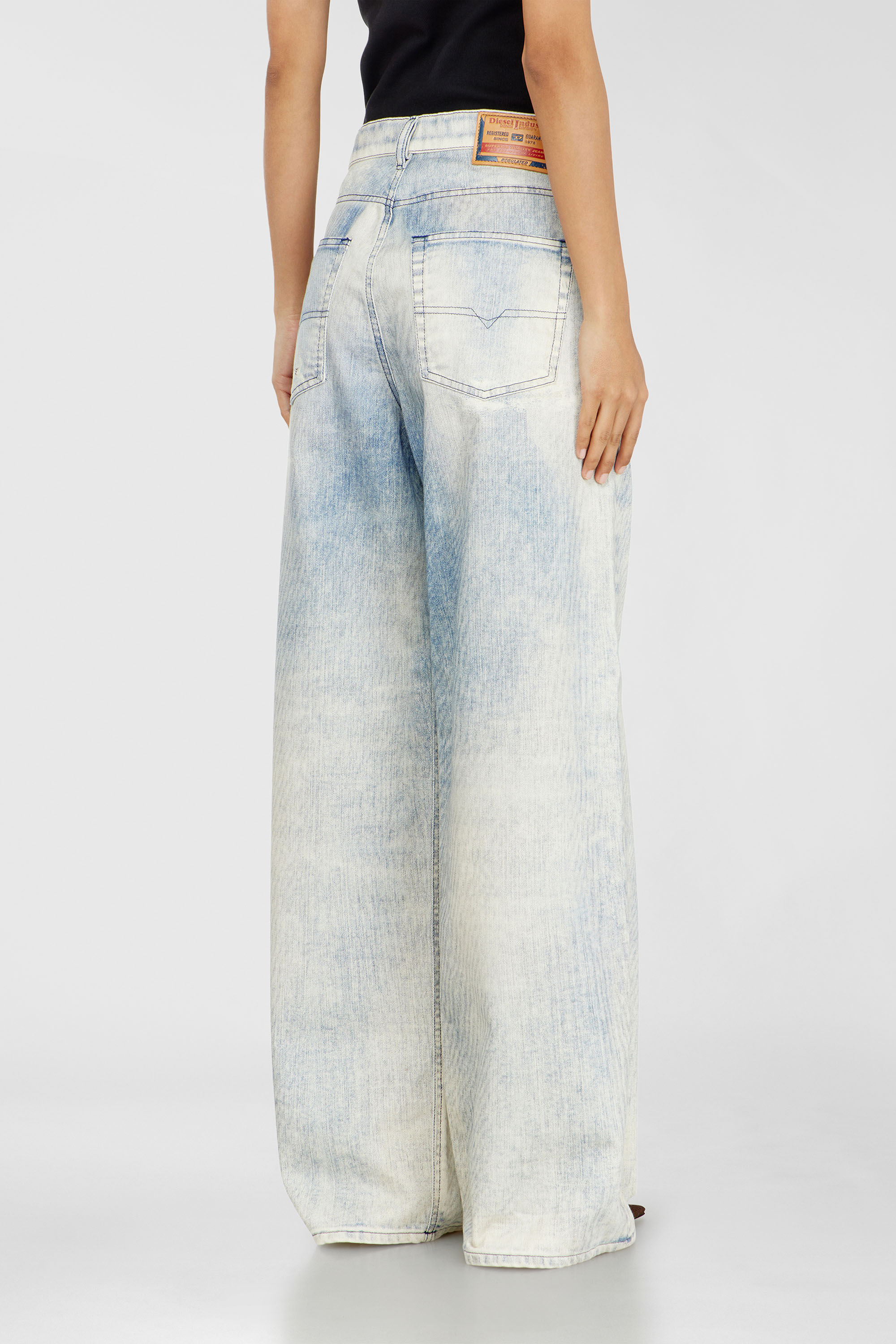 Diesel - Relaxed Jeans 1996 D-Sire 09R69 Donna, Blu Chiaro - Image 5