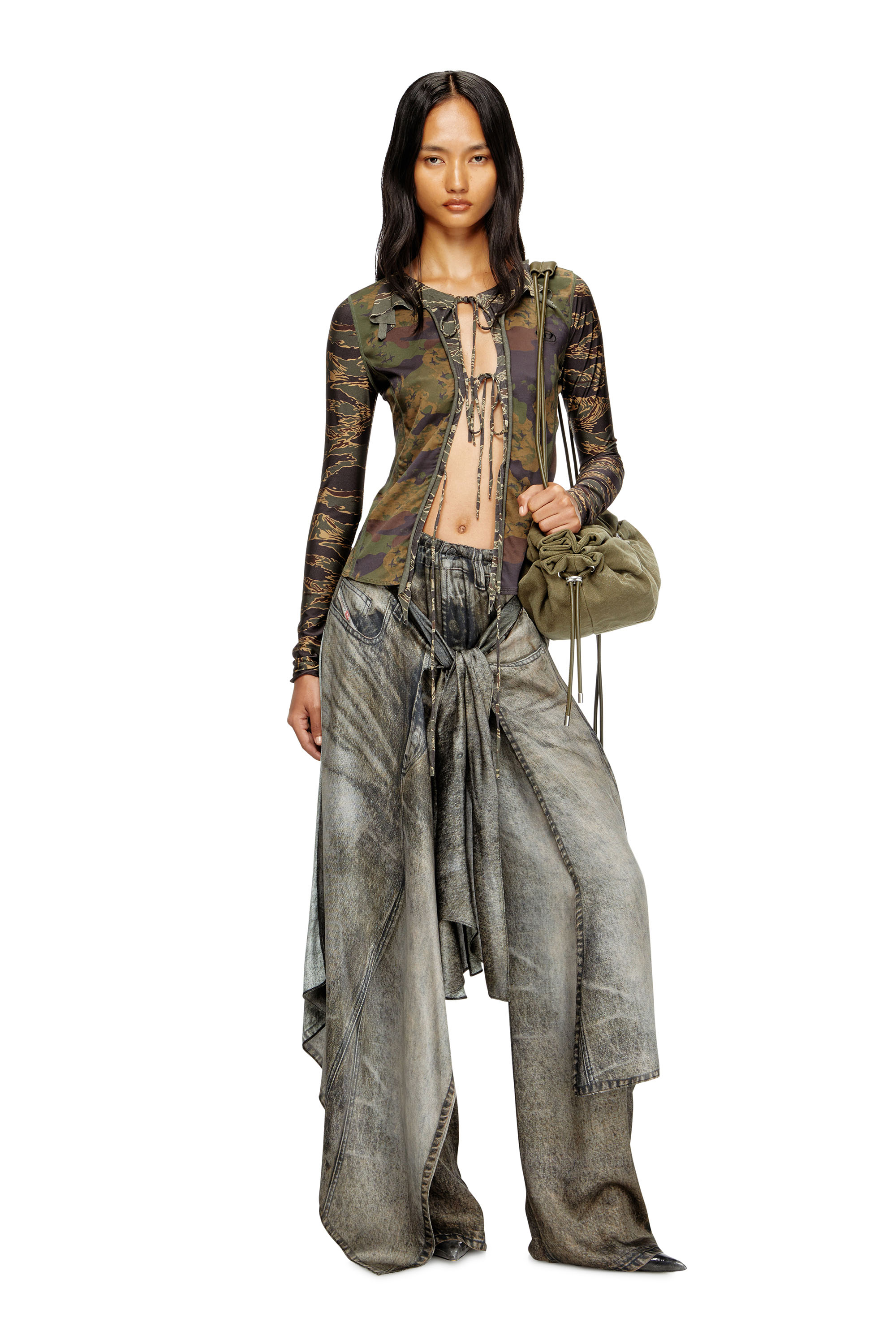 Diesel - T-AFRY, Cardican con lacci e stampe camouflage Donna in Verde - 2