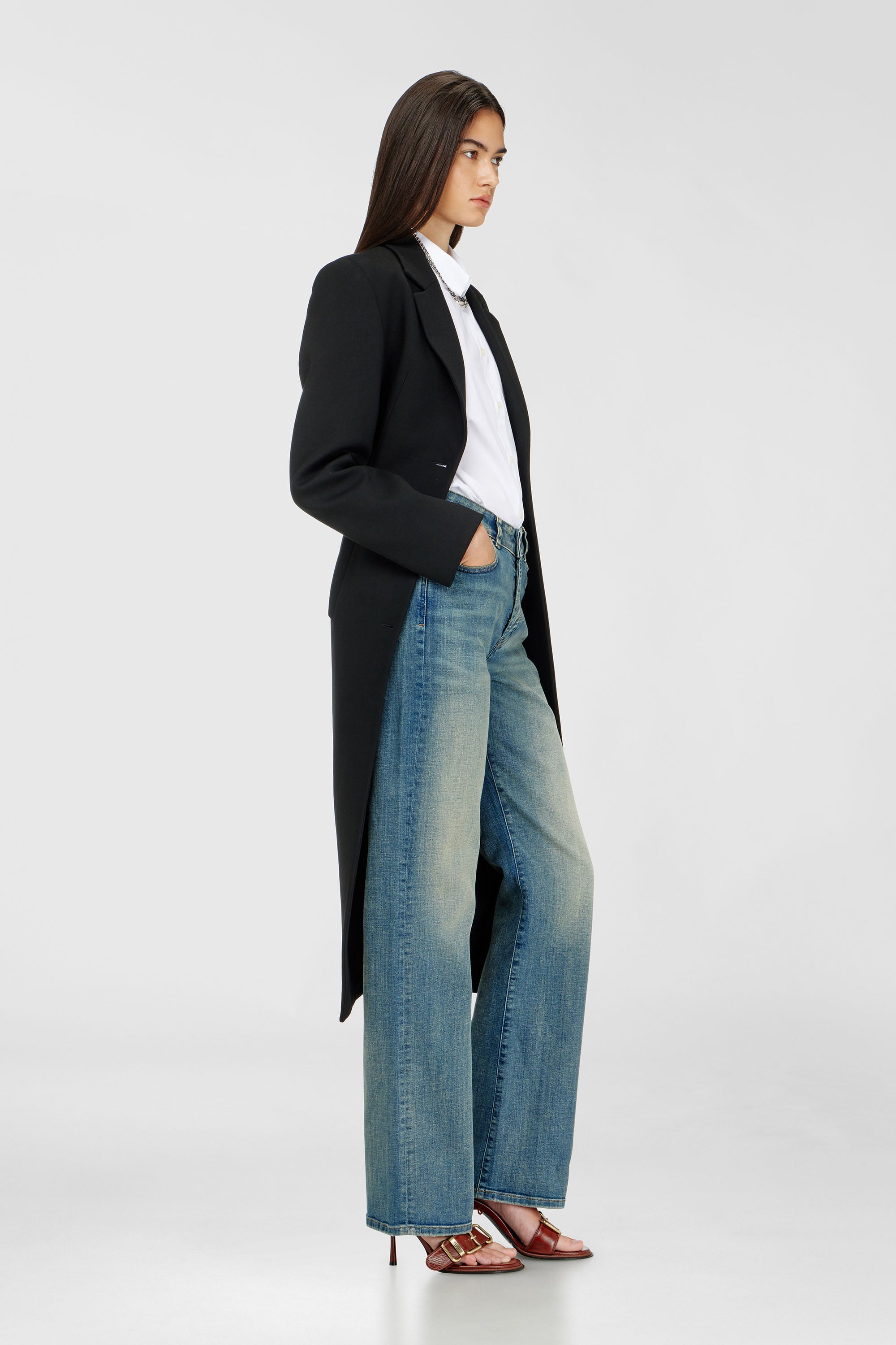 Diesel - Regular Jeans 1971 D-Sent 09N32 Donna, Blu medio - Image 1