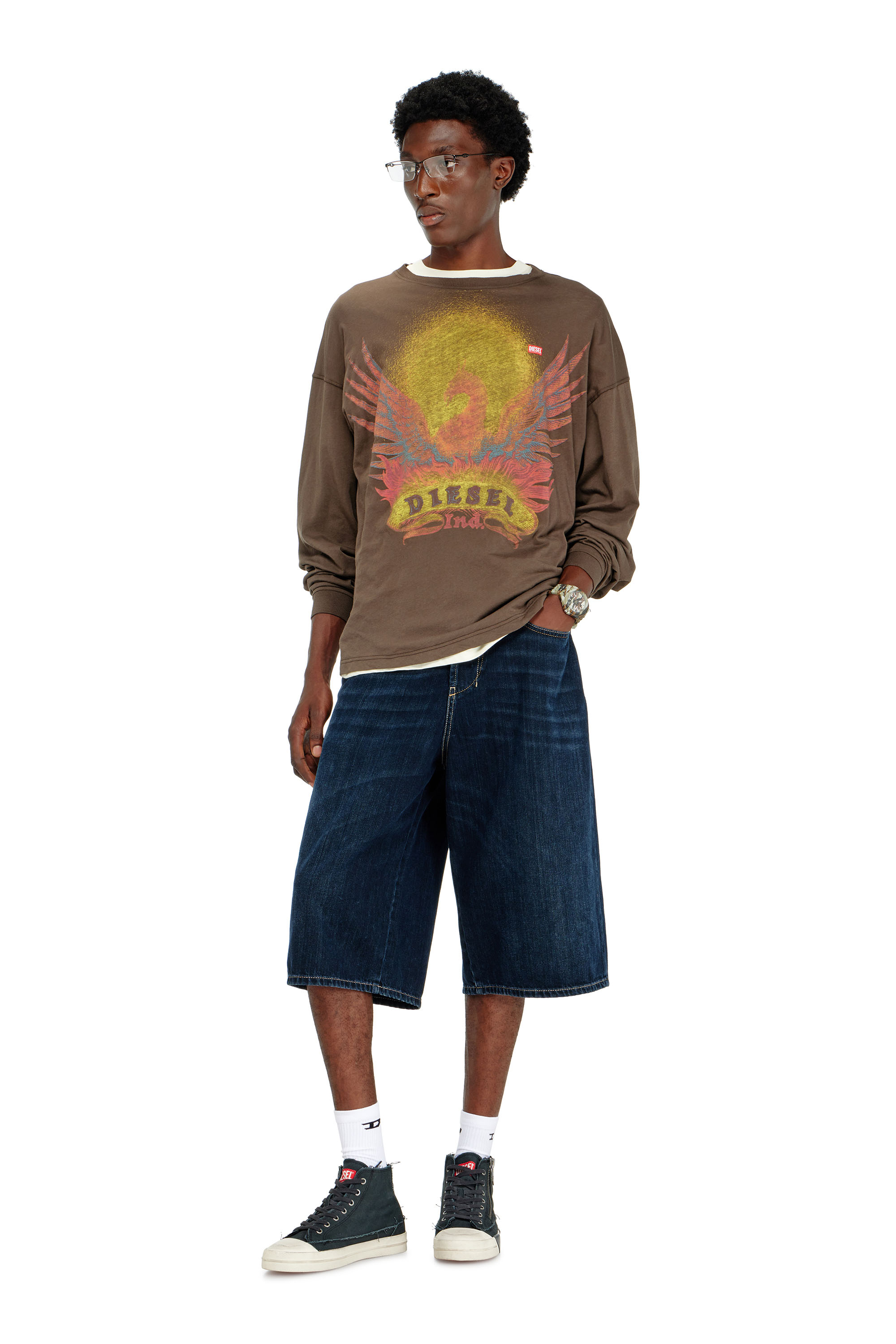 Diesel - T-BOXT-LS-AA1, T-shirt a manica lunga con grafica Phoenix Uomo in Marrone - 2