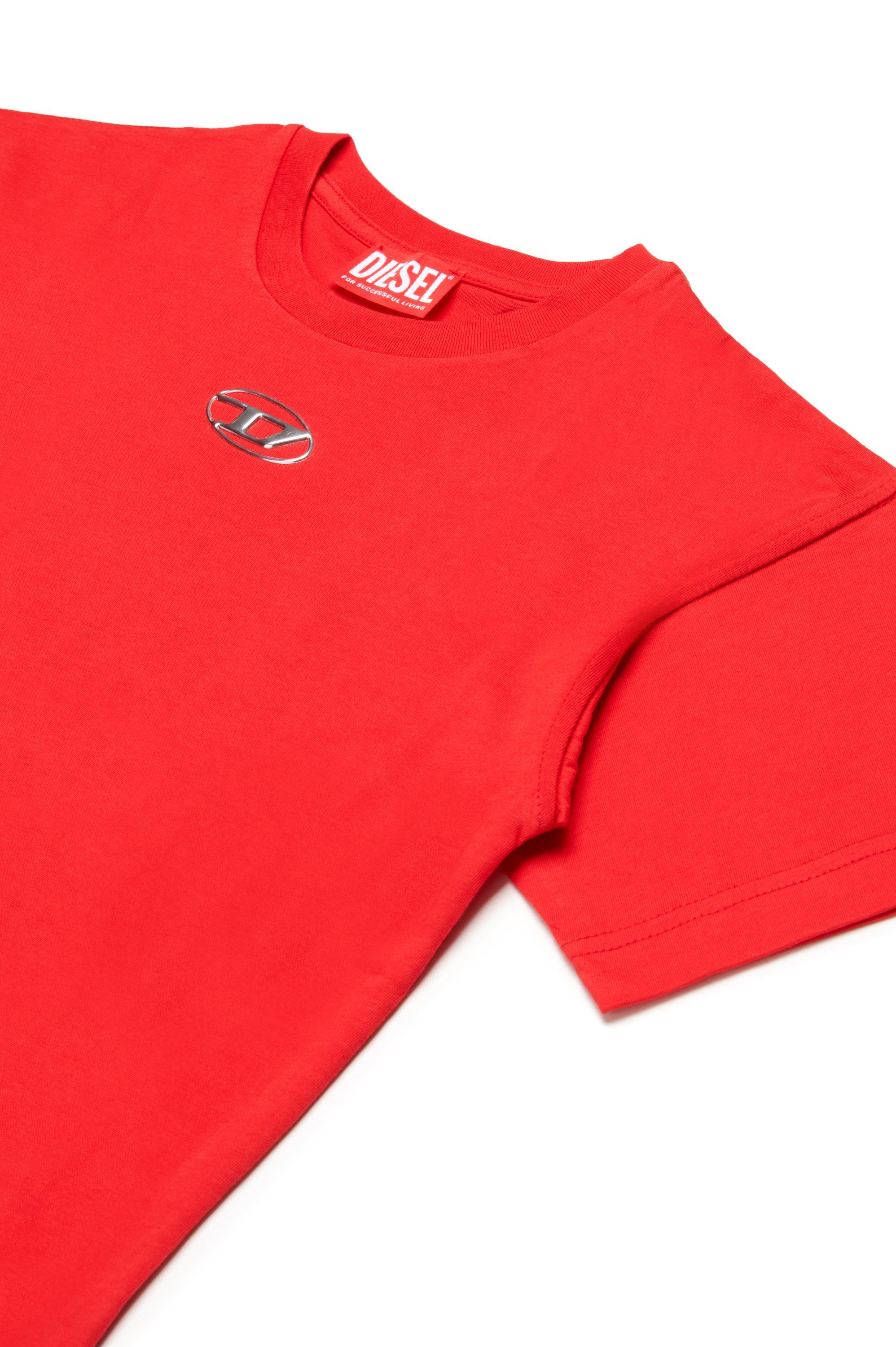 Diesel - TMARCUS OVER, T-shirt con logo Oval D effetto metallo Uomo in Rosso - 3