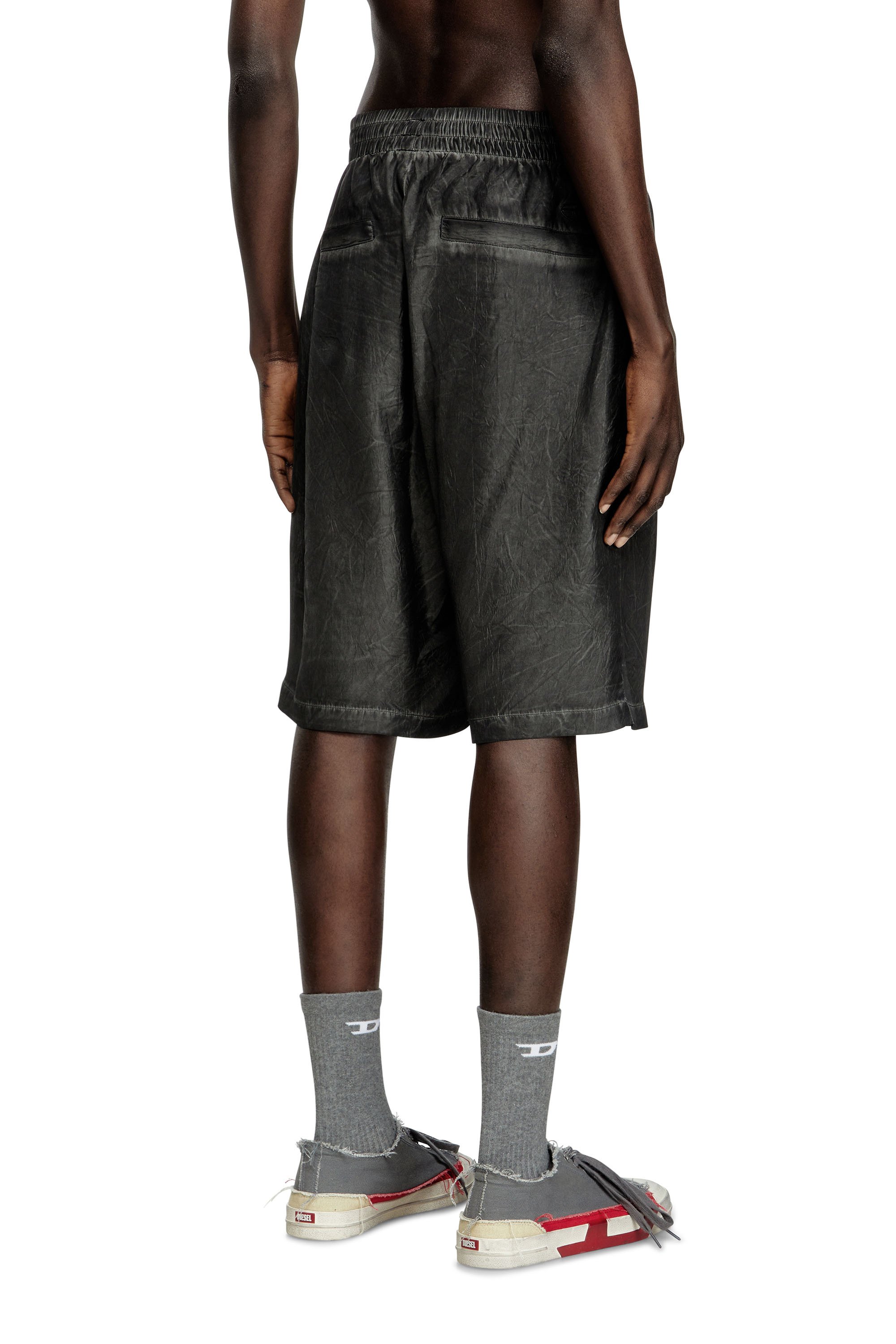 Diesel - P-LEON-SHORT, Short leggeri con sfumatura crinkle Unisex in ToBeDefined - 4