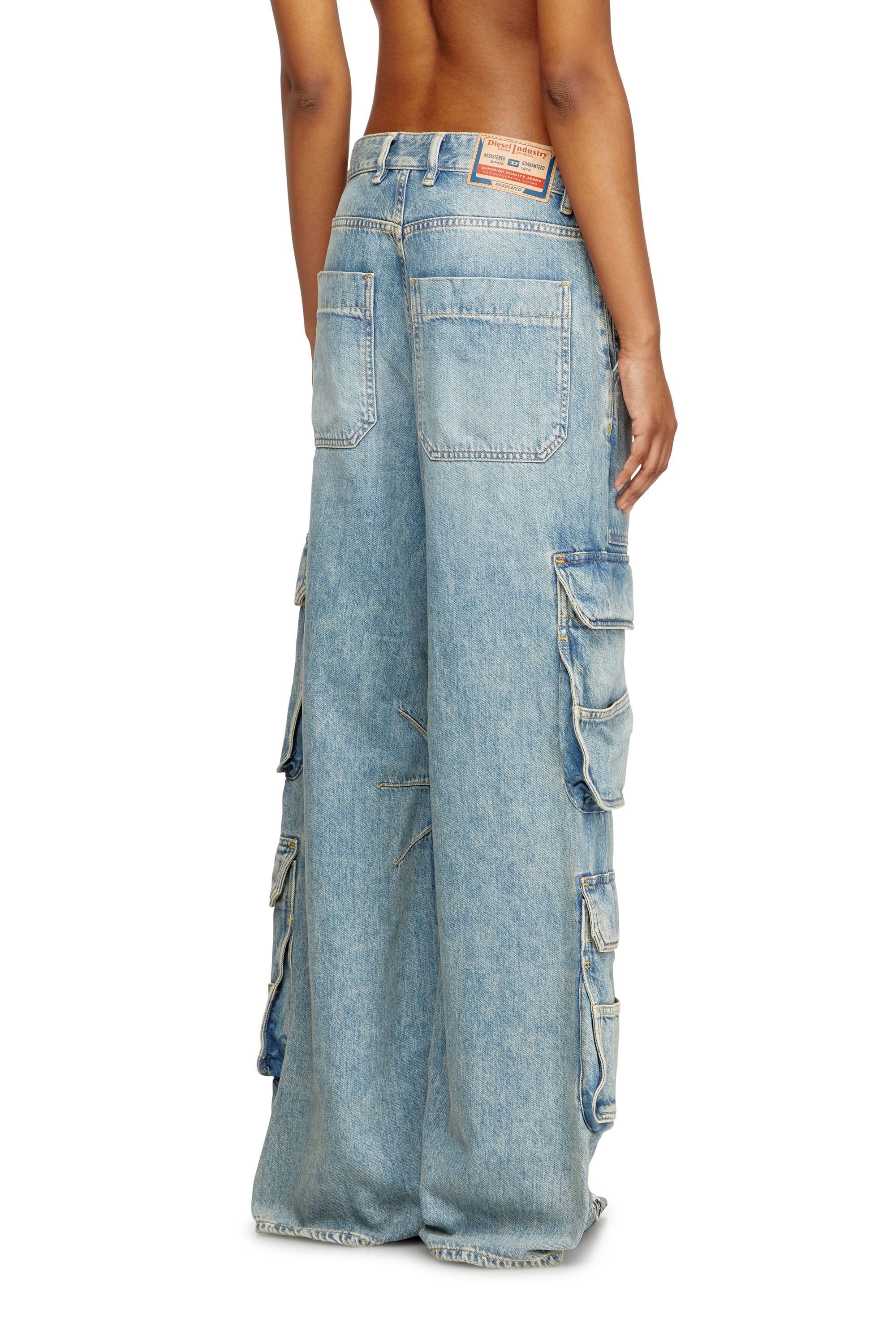 Diesel - Relaxed Jeans 1996 D-Sire 0DBCX Donna, Blu Chiaro - Image 4
