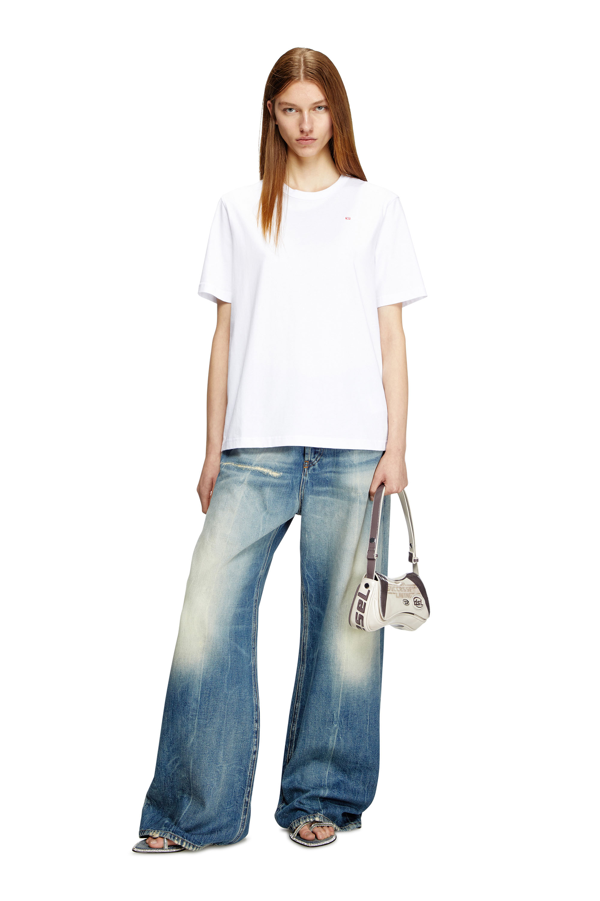 Diesel - T-ADJUST-MICRODIV, T-shirt con micro logo ricamato Unisex in Bianco - 6