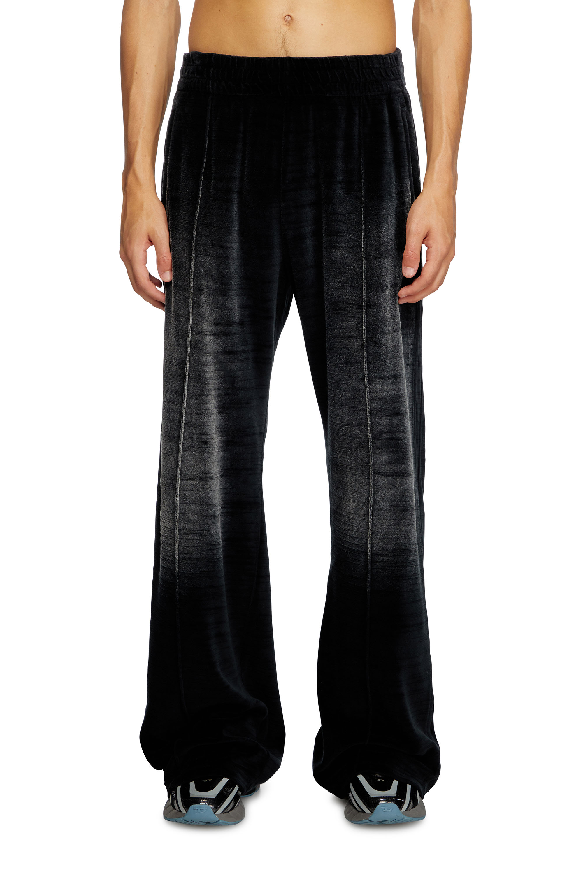 Diesel - P-OZAMP-BAND, Pantaloni tuta in ciniglia sfumata Uomo in Nero - 1