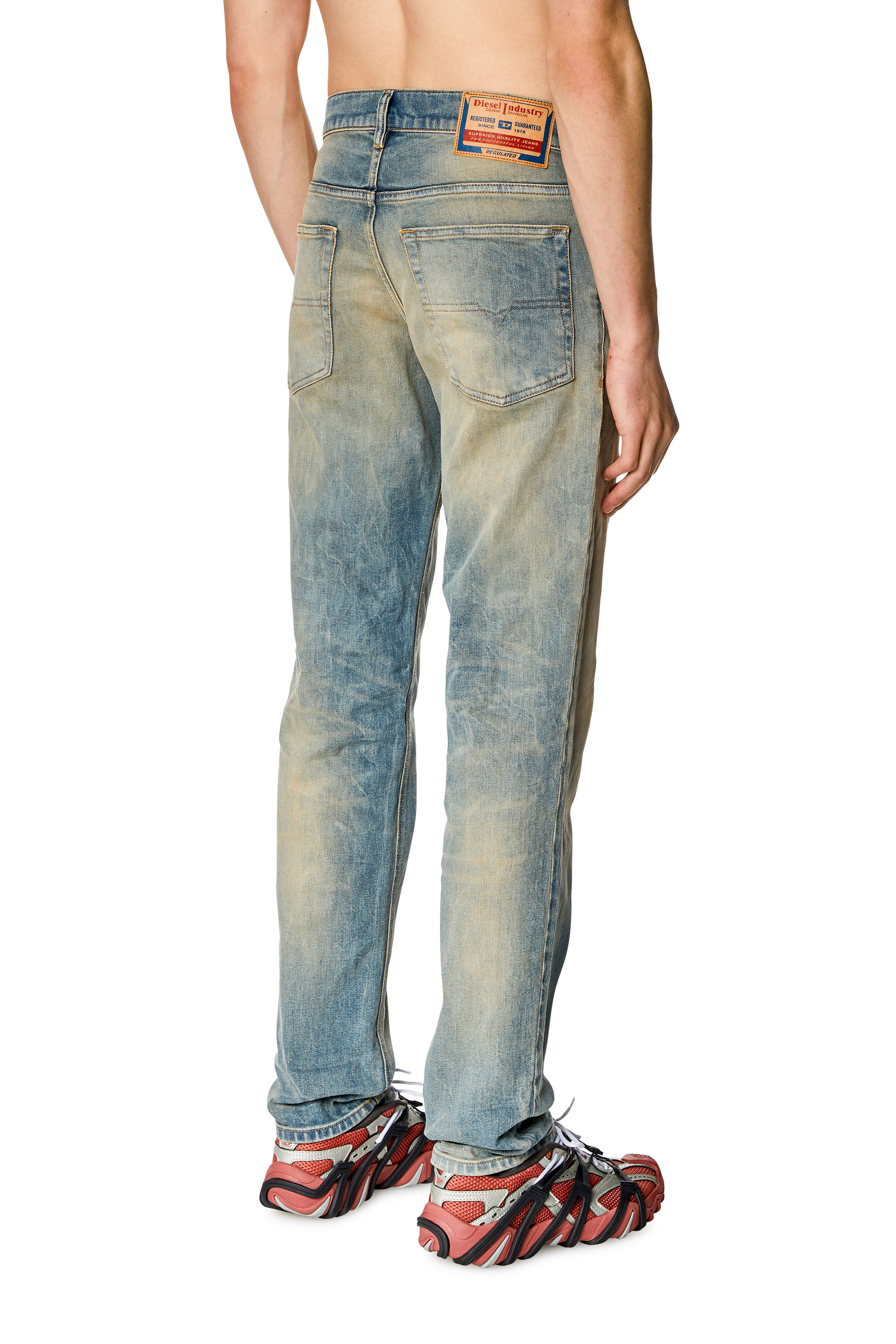 Diesel - Tapered Jeans 2023 D-Finitive 09H78, Blu medio - Image 3