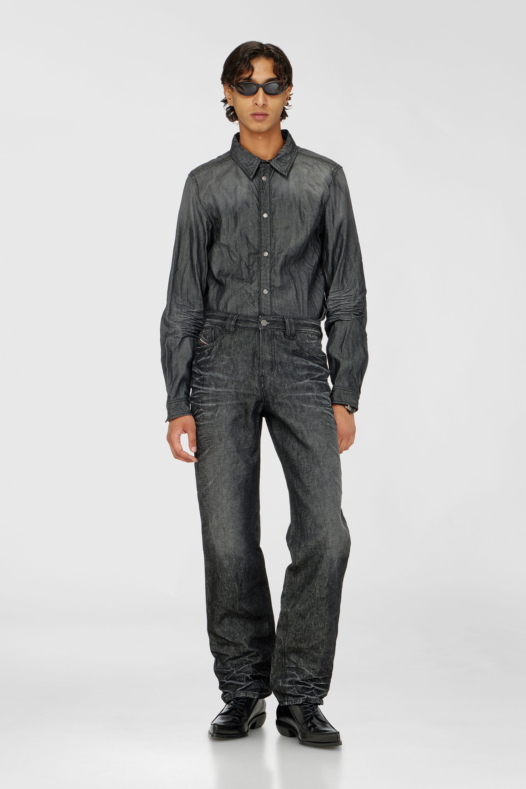 Diesel - D-SYNAR-FSJ2, Camicia in denim stropicciato Uomo in Grigio - 2