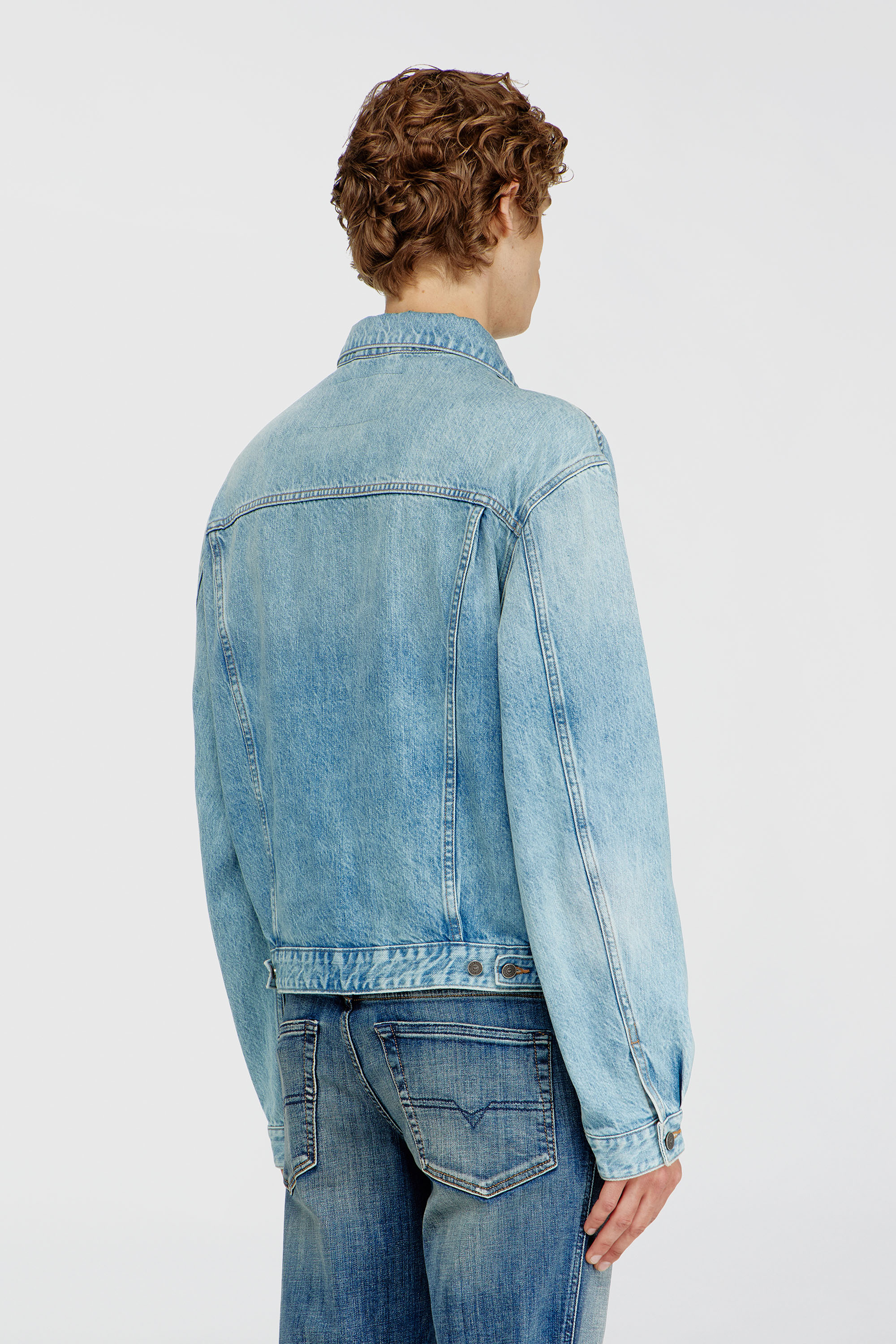 Diesel - D-RANGER, Giacca trucker in denim Unisex in Blu - 4