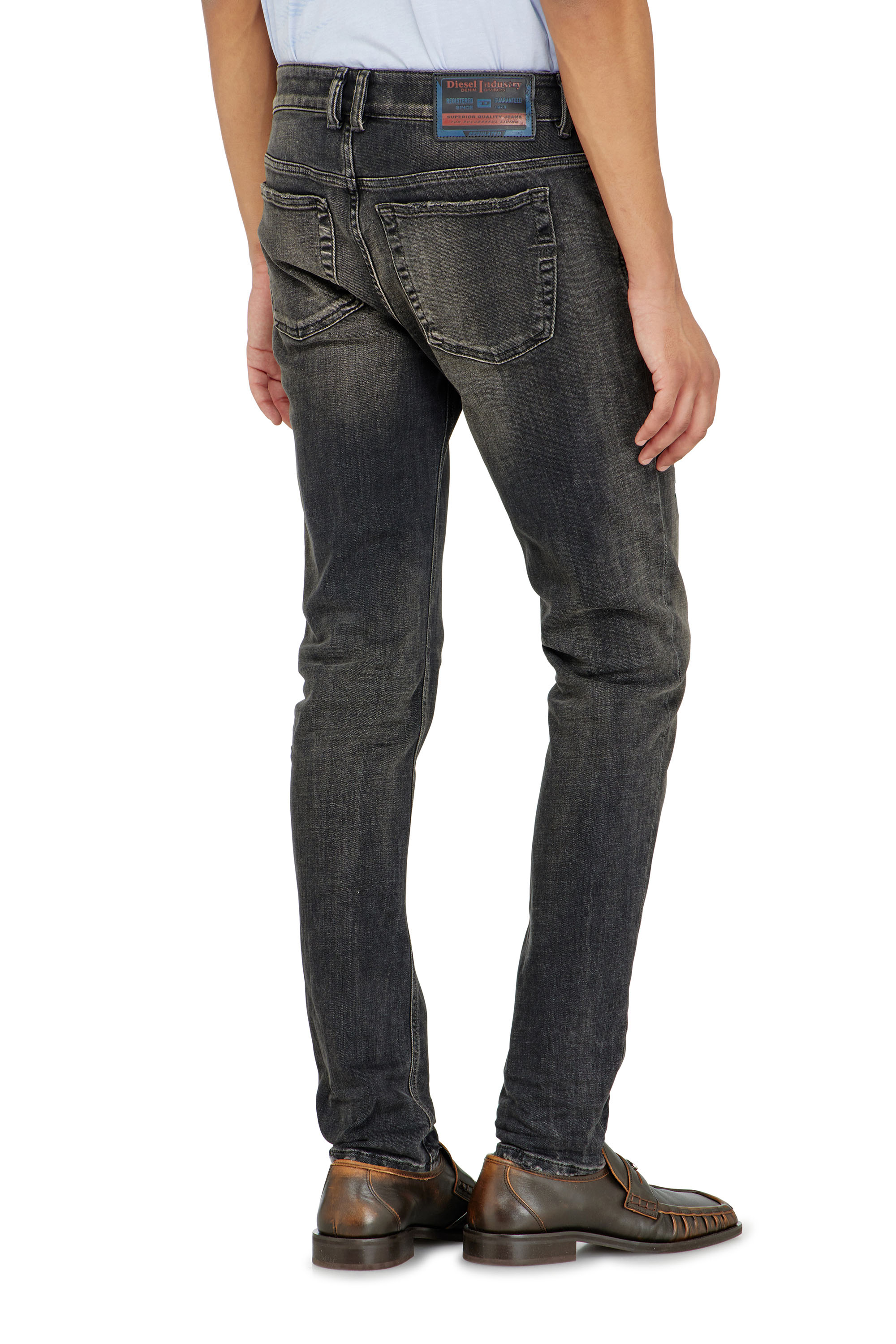 Diesel - Skinny Jeans 1979 Sleenker 09P77 Uomo, Nero/Grigio scuro - Image 5