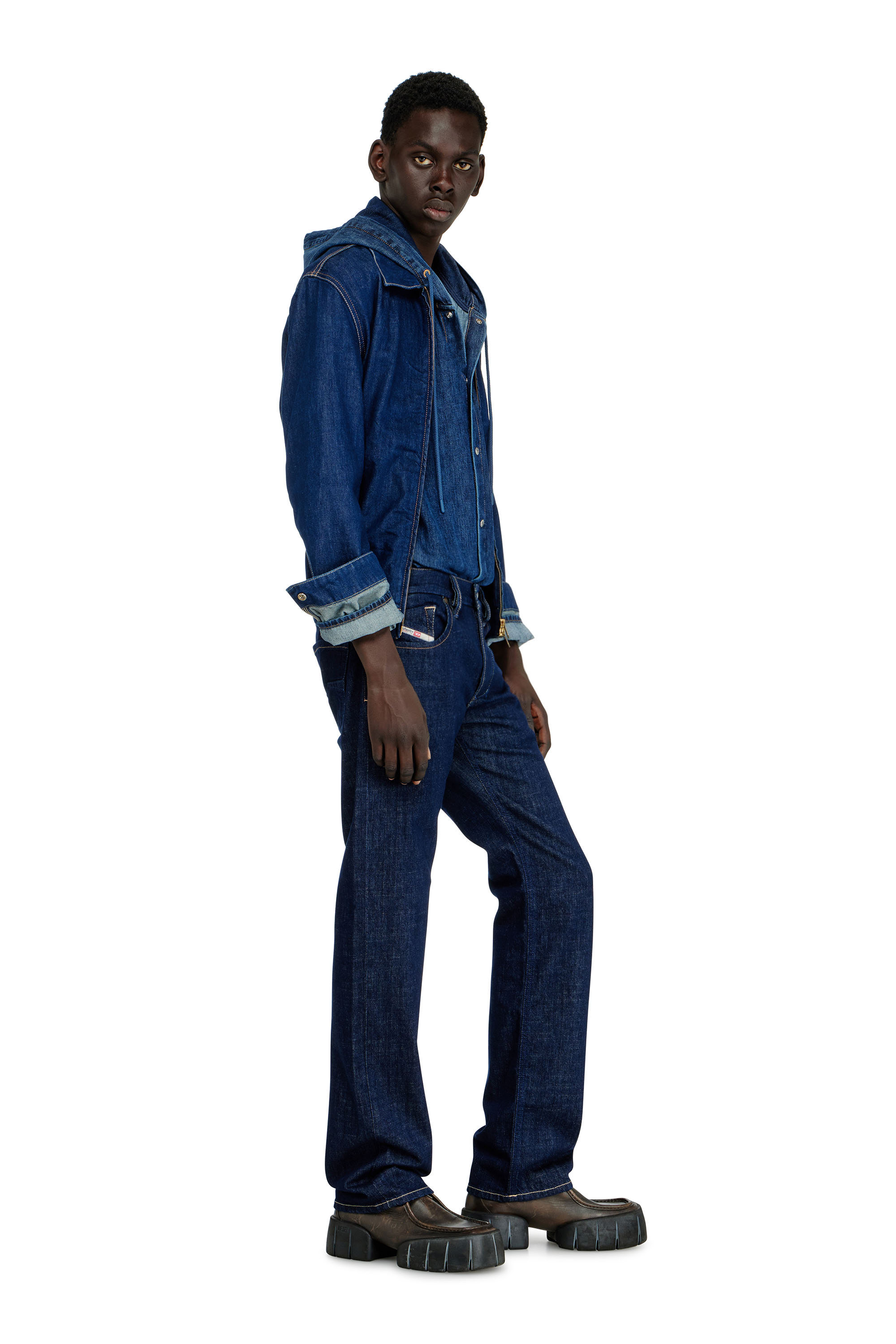 Diesel - Regular Jeans 1985 Larkee 007EQ Uomo, Blu Scuro - Image 3