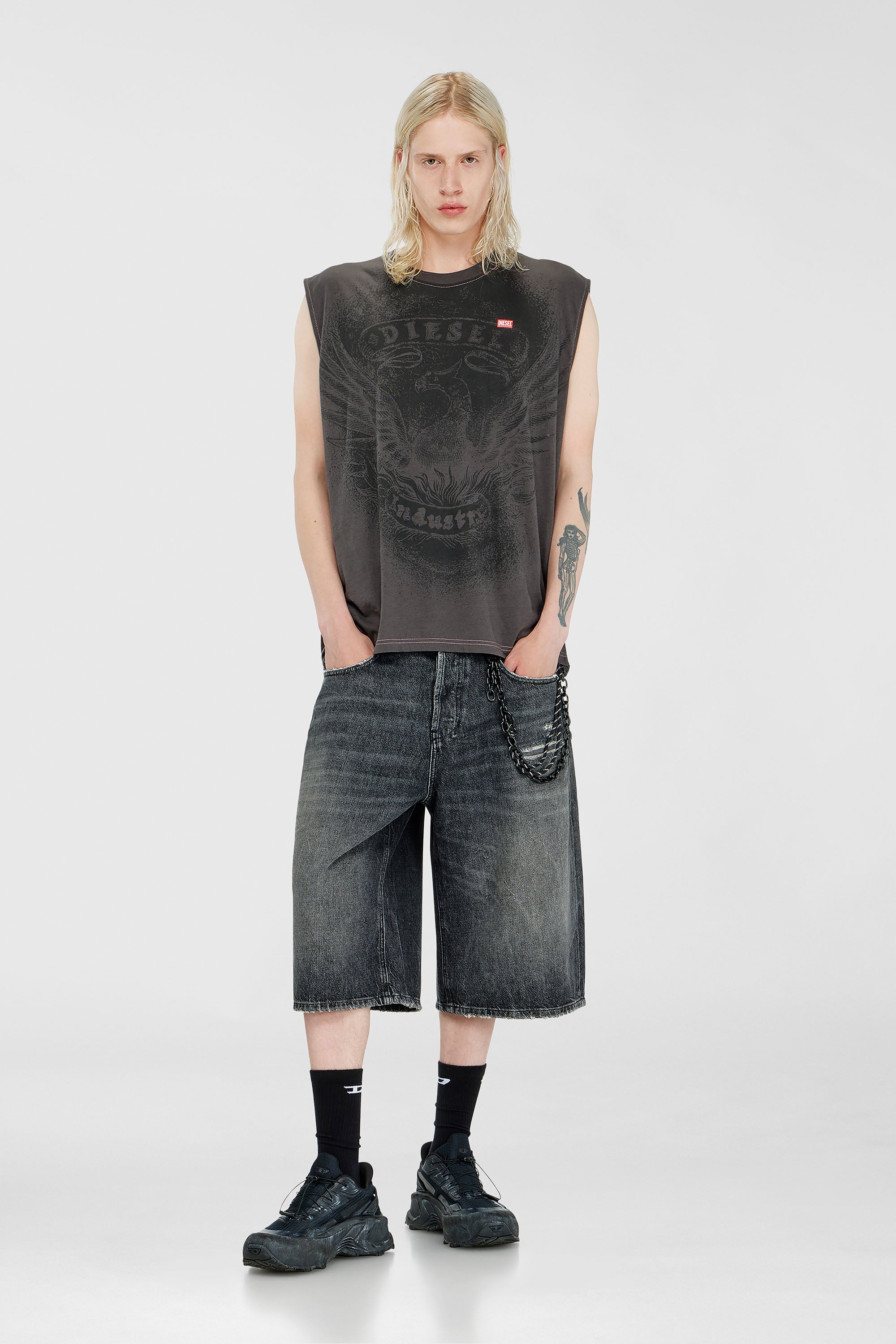 Diesel - T-BOXT-SL-NOTCH, Top senza maniche in cotone con grafica tono su tono Uomo in Grigio - 2
