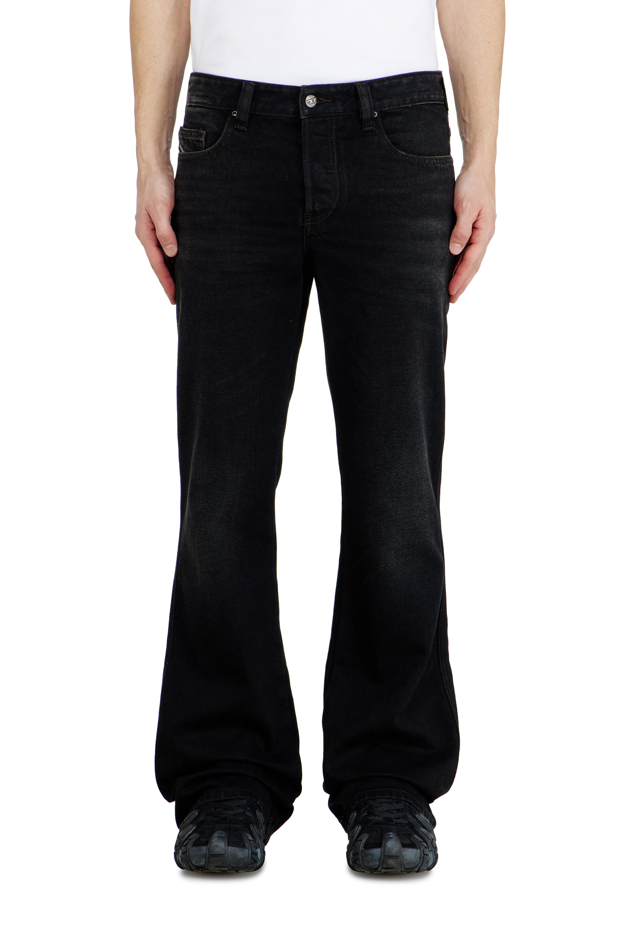 Diesel - Bootcut Jeans 1998 D-Buck 0ADBV Uomo, Nero - Image 1