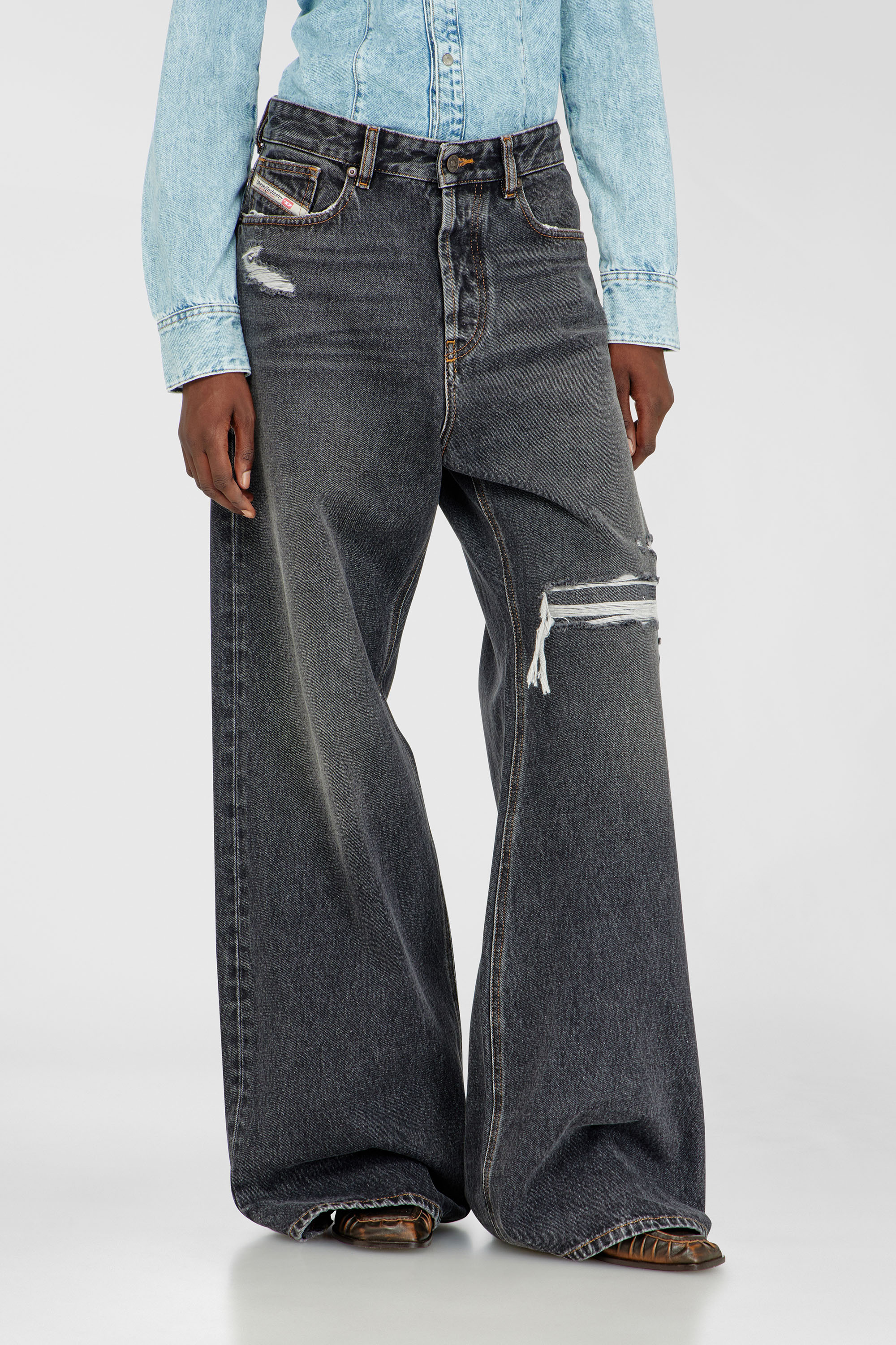 Diesel - Relaxed Jeans 1996 D-Sire 007F6 Unisex, Nero/Grigio scuro - Image 2