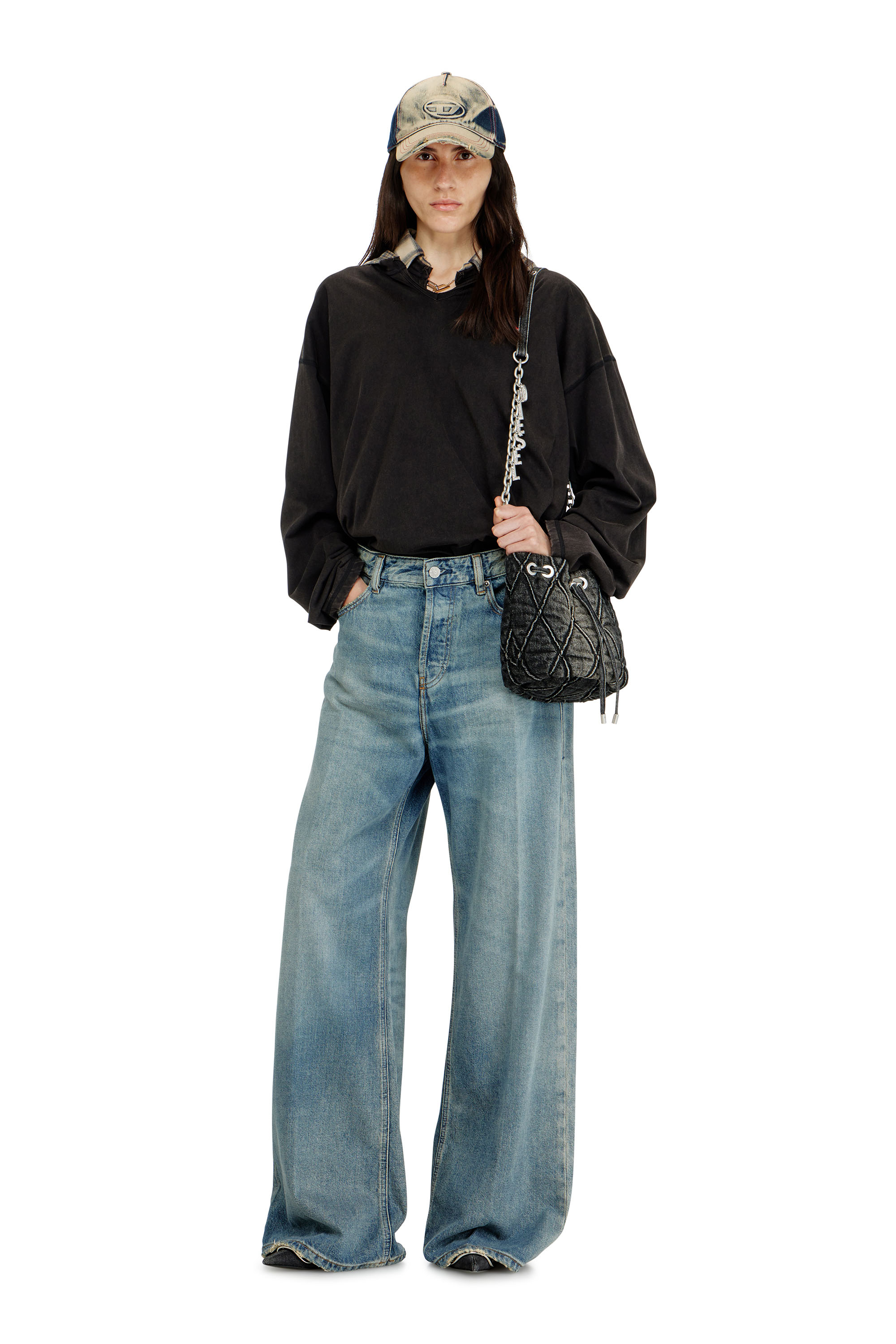 Diesel - CHARM-D BUCKET S, Charm-D S-Borsa bucket in denim trapuntato e trattato Donna in Nero - 2