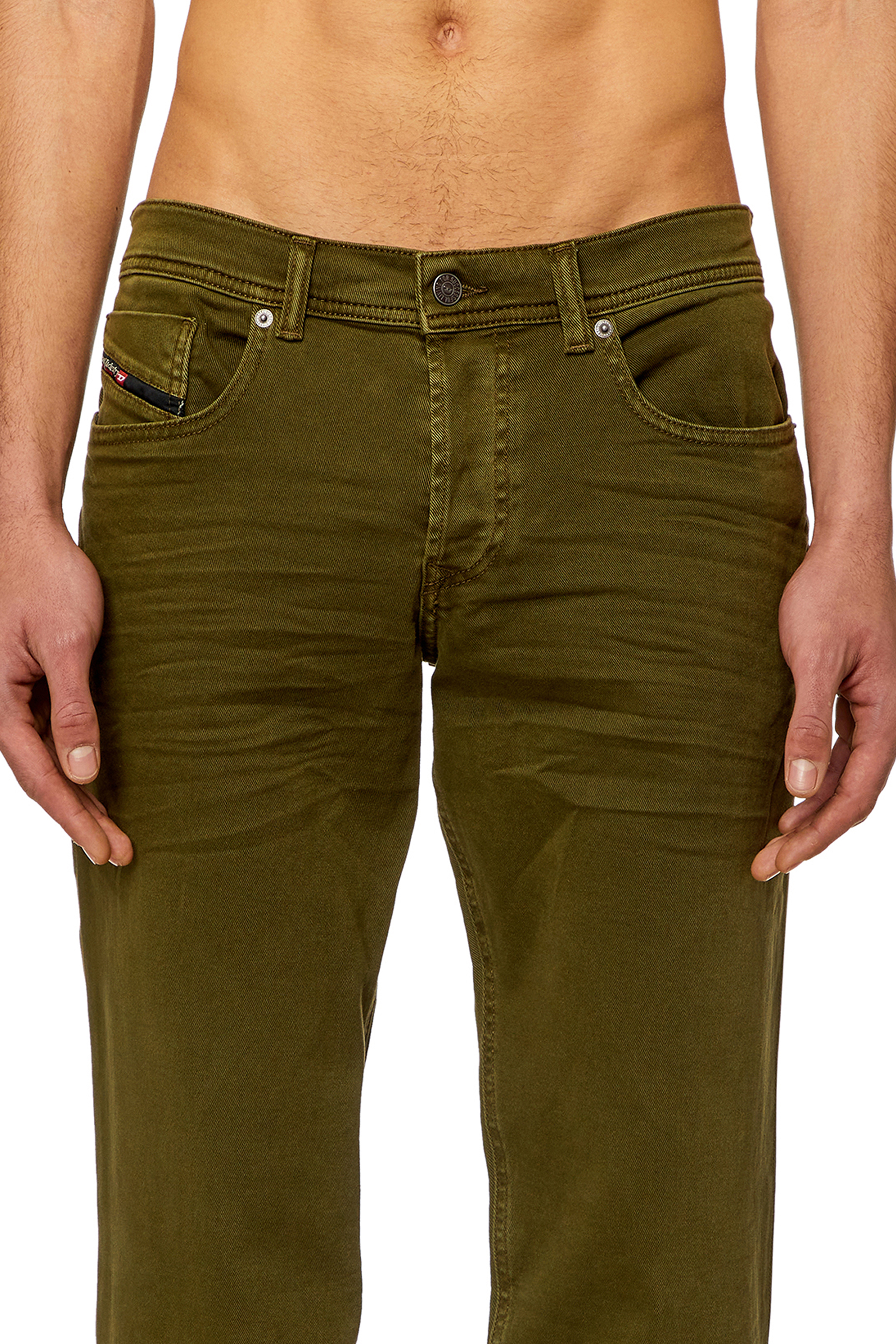 Diesel - Tapered Jeans 2023 D-Finitive 0QWTY, Verde Militare - Image 3