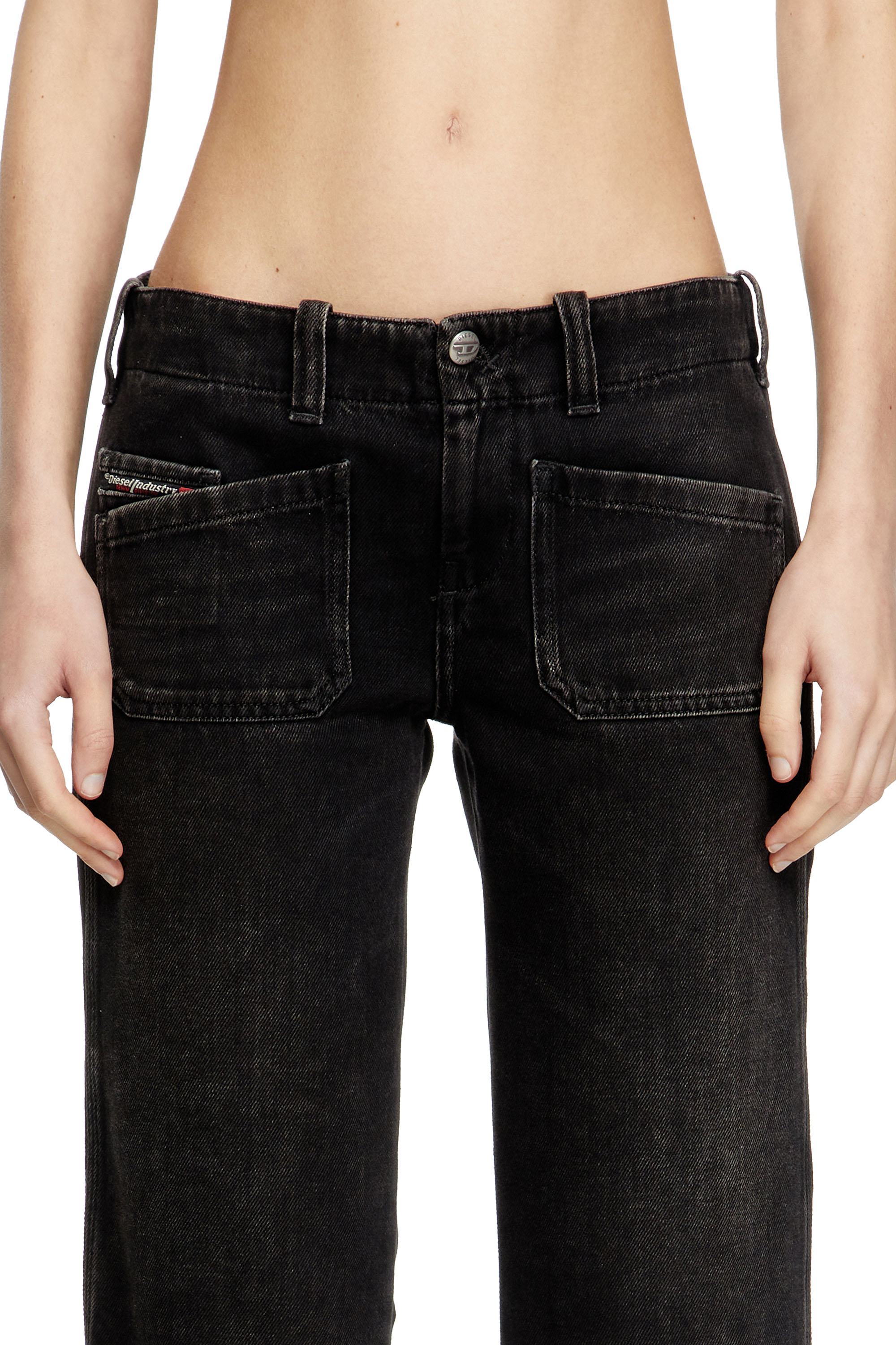 Diesel - DE-KEATE-SHORT, Short capri in denim Donna in Nero - 5