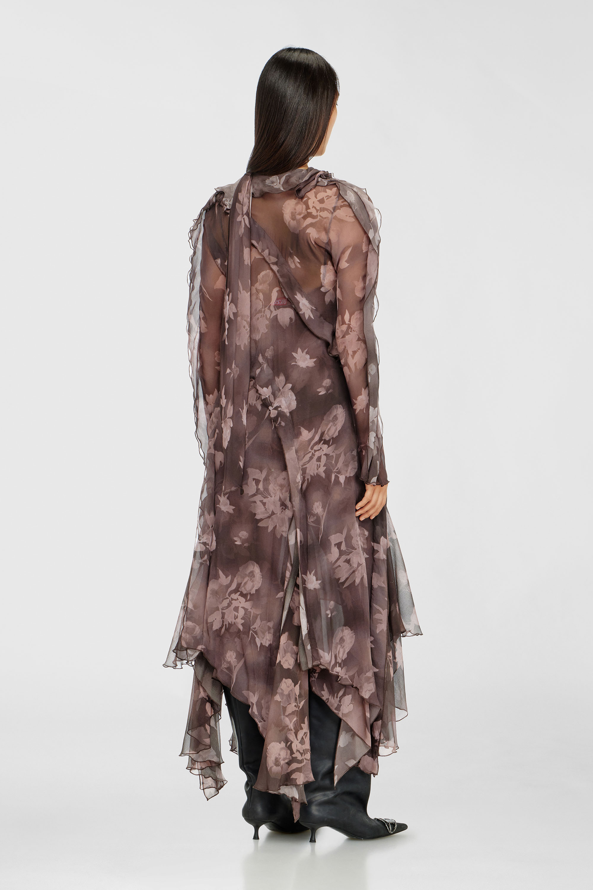 Diesel - D-RIADI, Abito midi asimmetrico in chiffon e cr&ecirc;pe di seta Donna in Marrone - 4