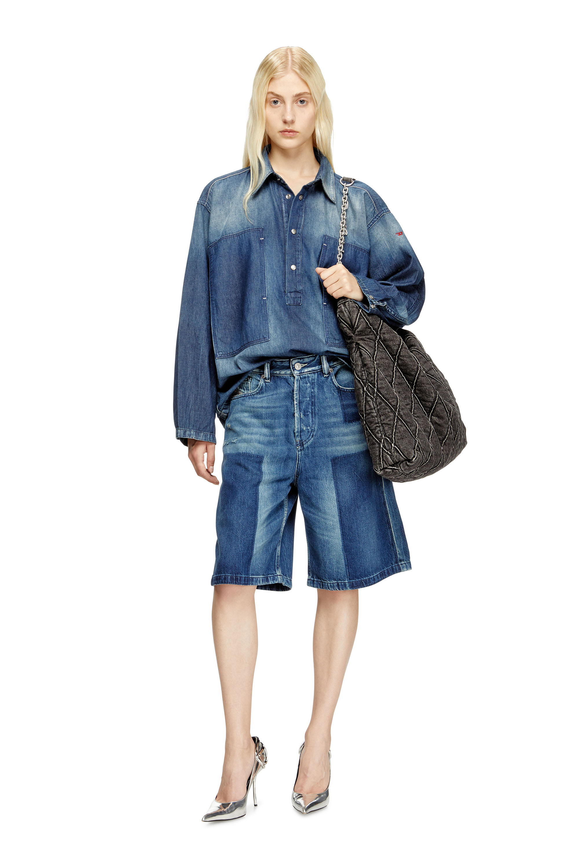 Diesel - DE-SIRE-SHORT, Short in denim a contrasto di colore Donna in Blu - 2