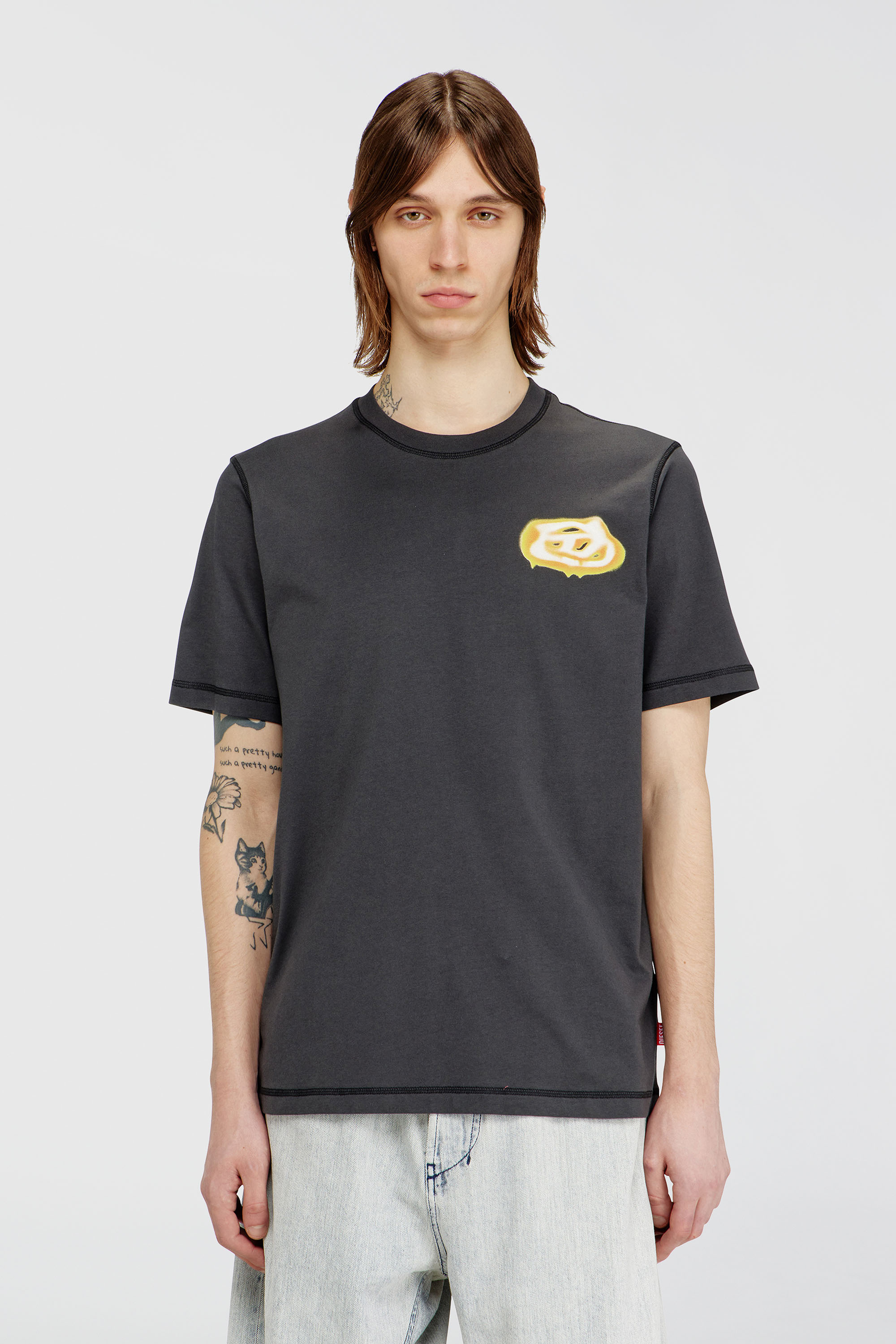 Diesel - T-ADJUST-V7, T-shirt con logo Oval D Uomo in Grigio - 1