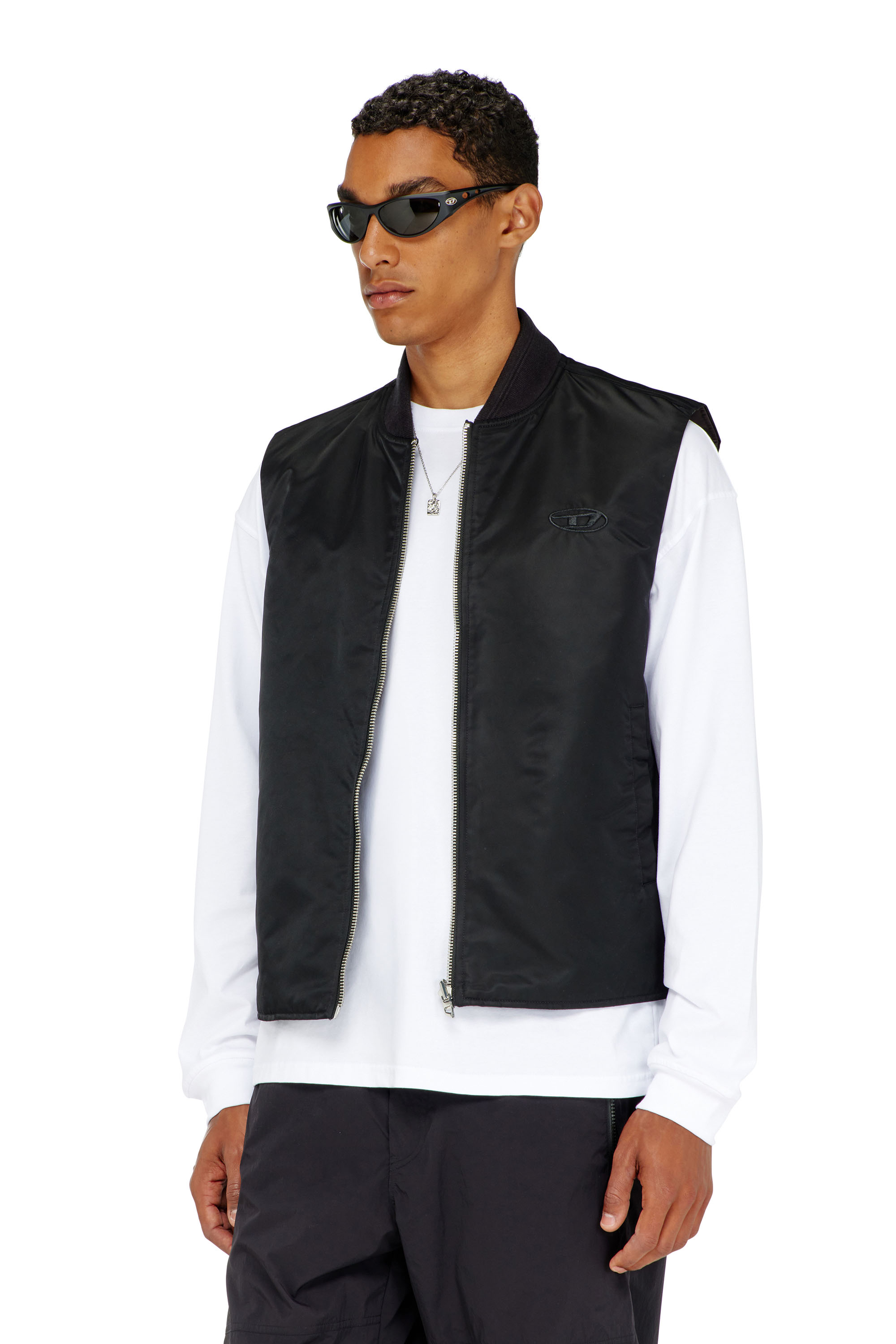 Diesel - W-TYPE-D1-SL, Gilet imbottito in raso con ricamo Oval D Uomo in Nero - 1