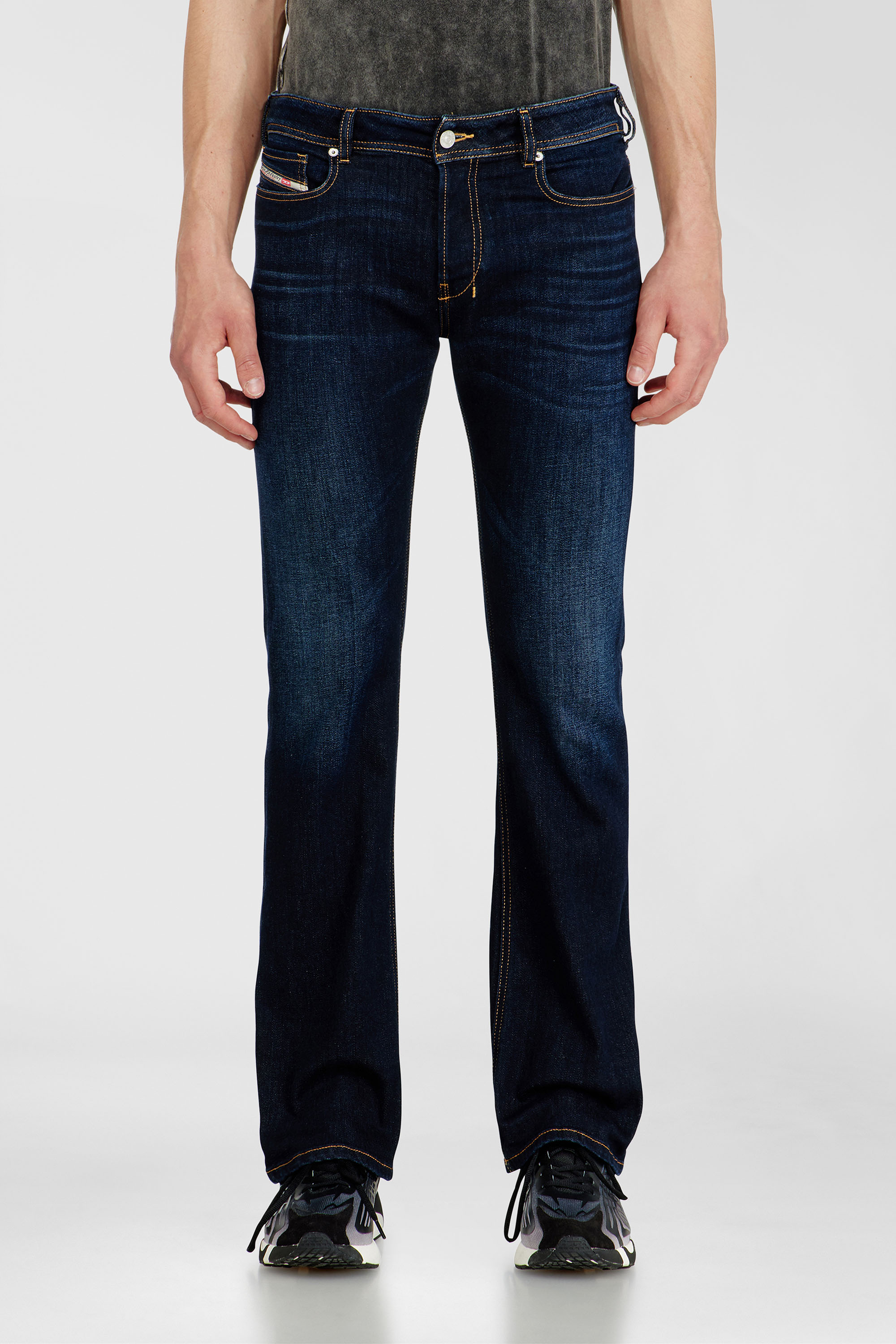Diesel - Bootcut Jeans 2007 Zatiny 09Q15 Uomo, Blu Scuro - Image 1