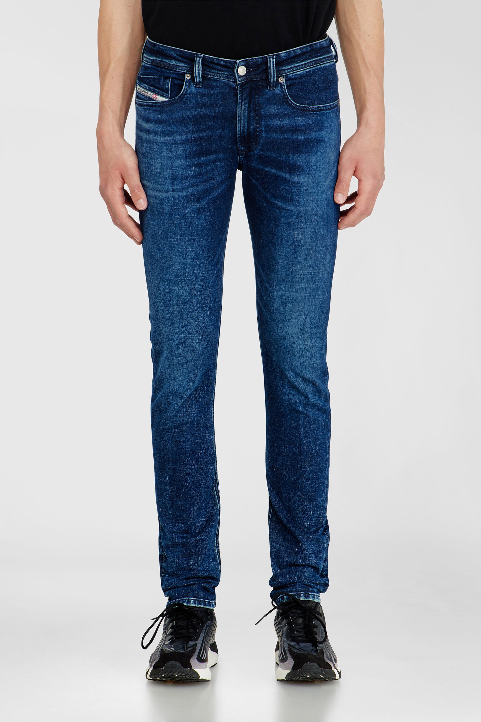 Diesel - Skinny Jeans 1979 Sleenker 0KBBD Uomo, Blu Scuro - Image 1