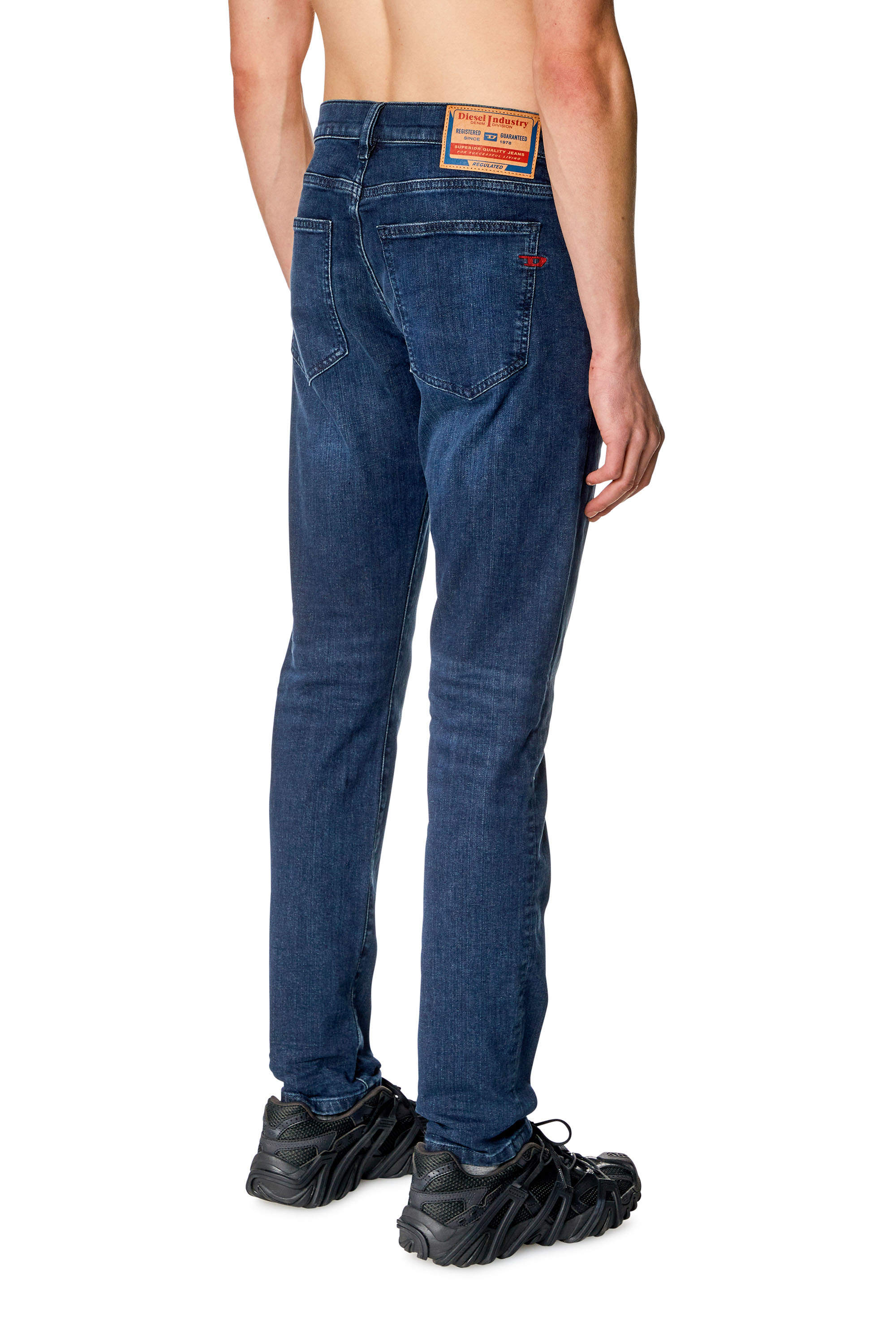 Diesel - Slim Jeans 2019 D-Strukt 0CNAA, Blu Scuro - Image 3