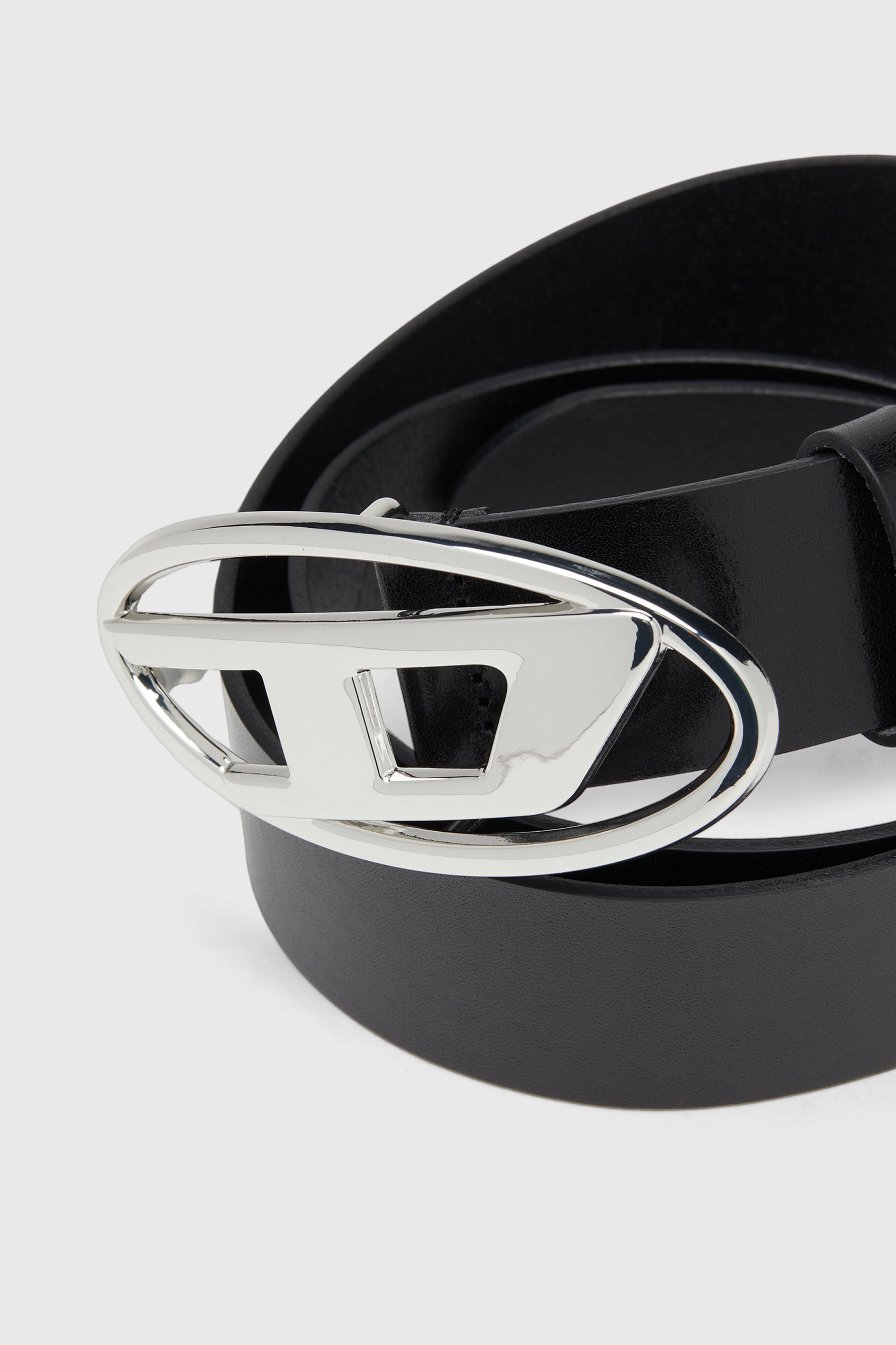 Diesel - B-1DR W, Woman's 3.9cm leather belt with shiny Oval D logo buckle in Black - 2