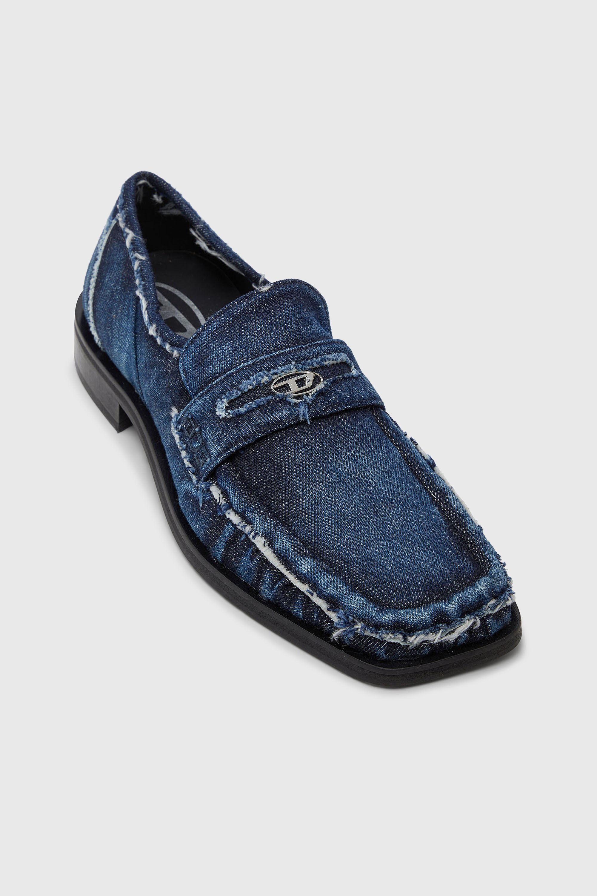 Diesel - D-AMBER LOAFER, D-Amber - Penny loafers in denim a taglio vivo Uomo in Blu - 6
