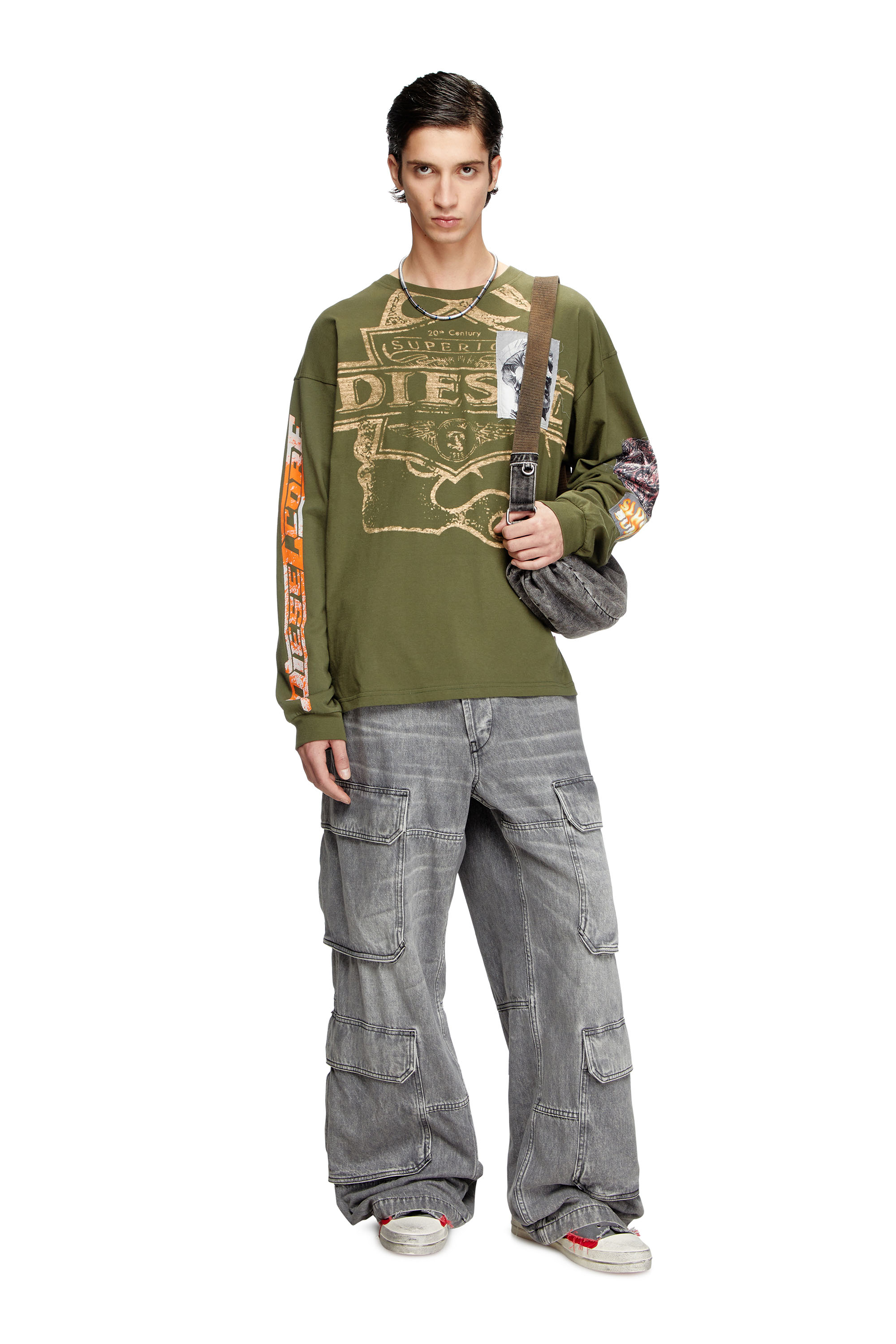 Diesel - T-BOXT-LS-SLITS-R5, Long-sleeve T-shirt with graphic patches Uomo in ToBeDefined - 2