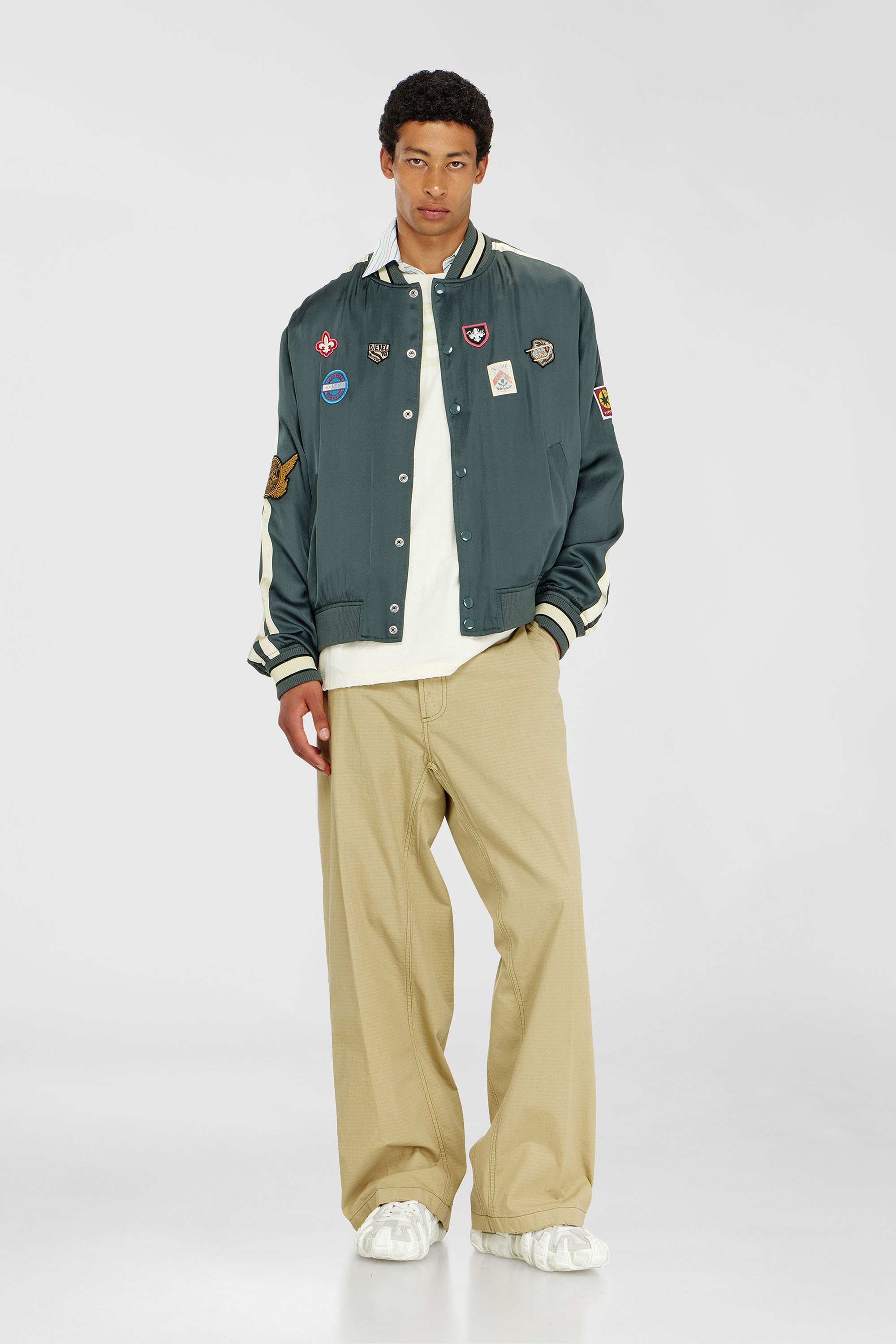 Diesel - J-ANNU, Bomber in raso con patch Uomo in Verde - 1